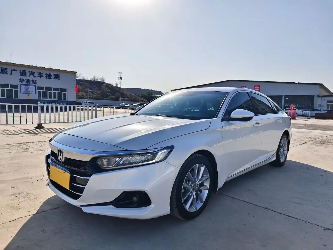Honda Accord 2022 г. 80000 км.