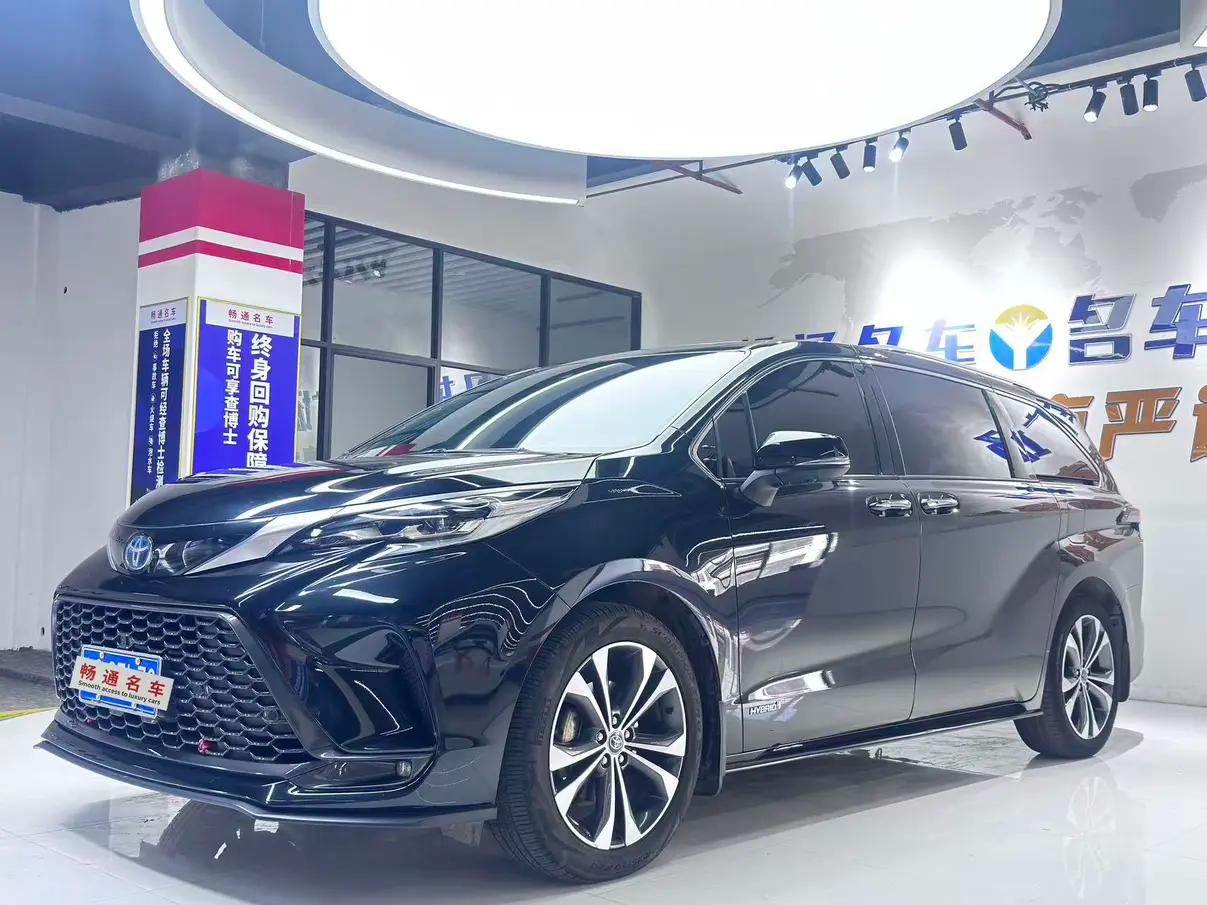 Toyota Granvia 2023 г. 87108 км.
