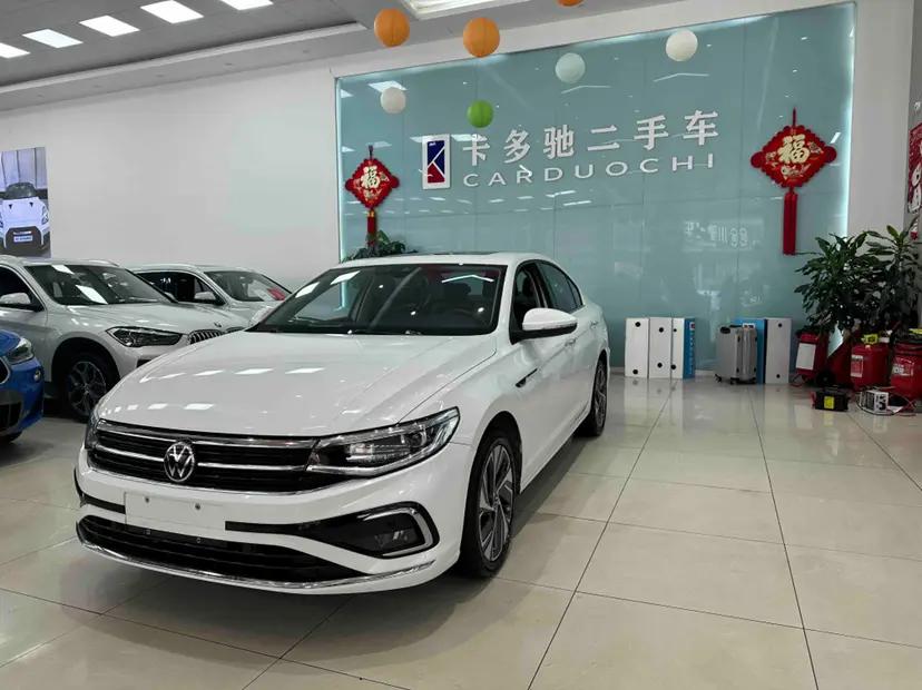 Volkswagen Bora 2022 г. 60005 км.