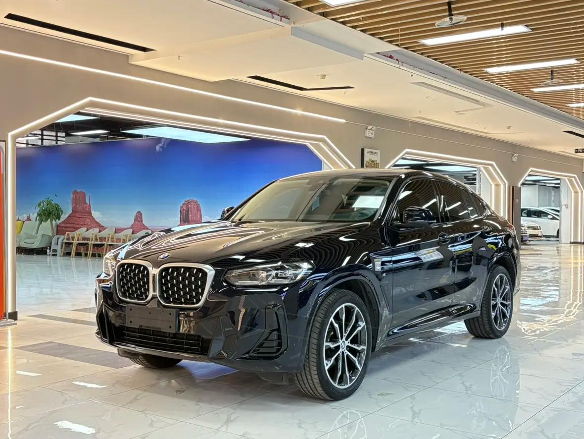 BMW X4 2024 г. 15030 км.