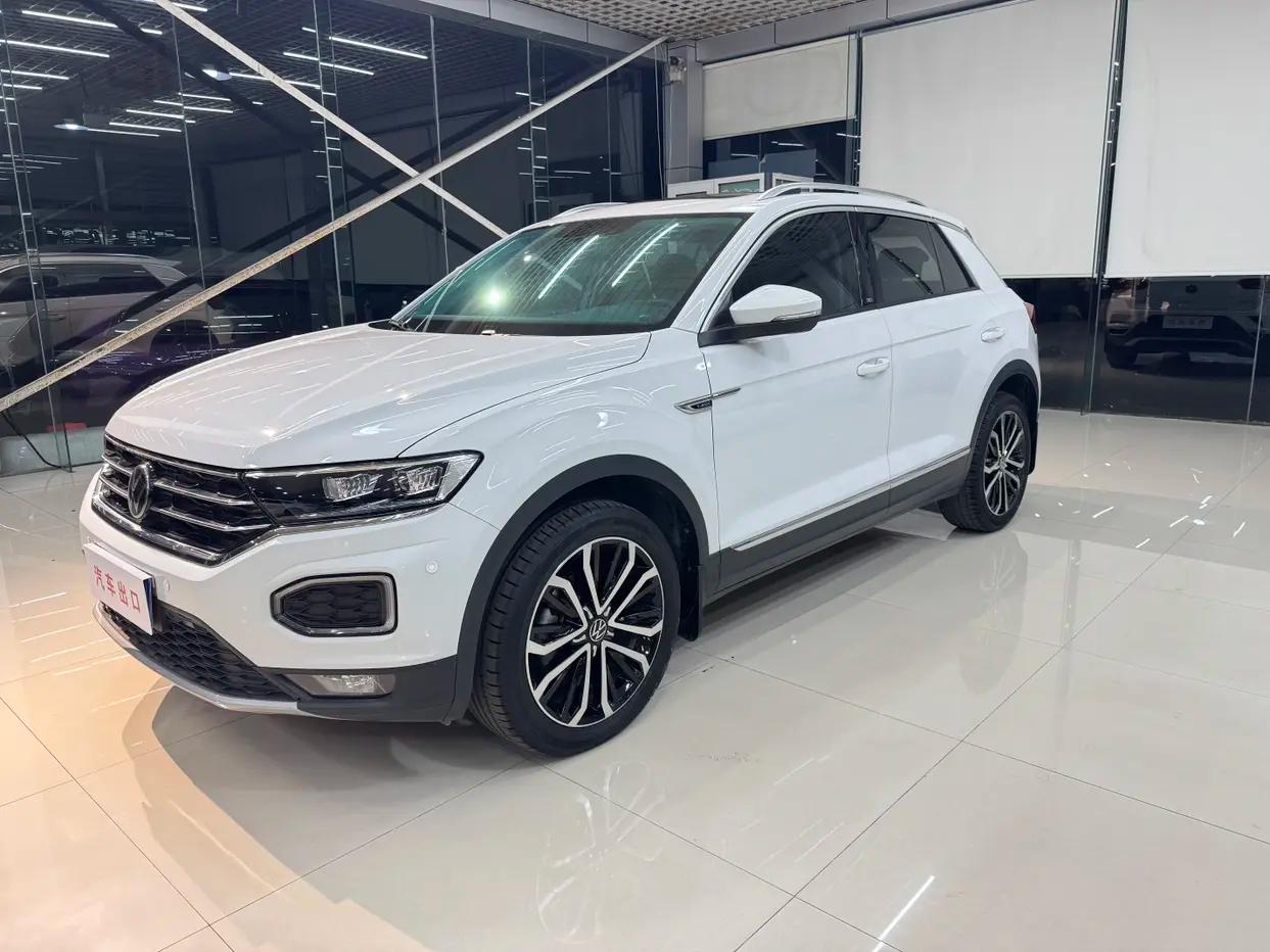 Volkswagen T-Roc 2021 г. 9240 км.