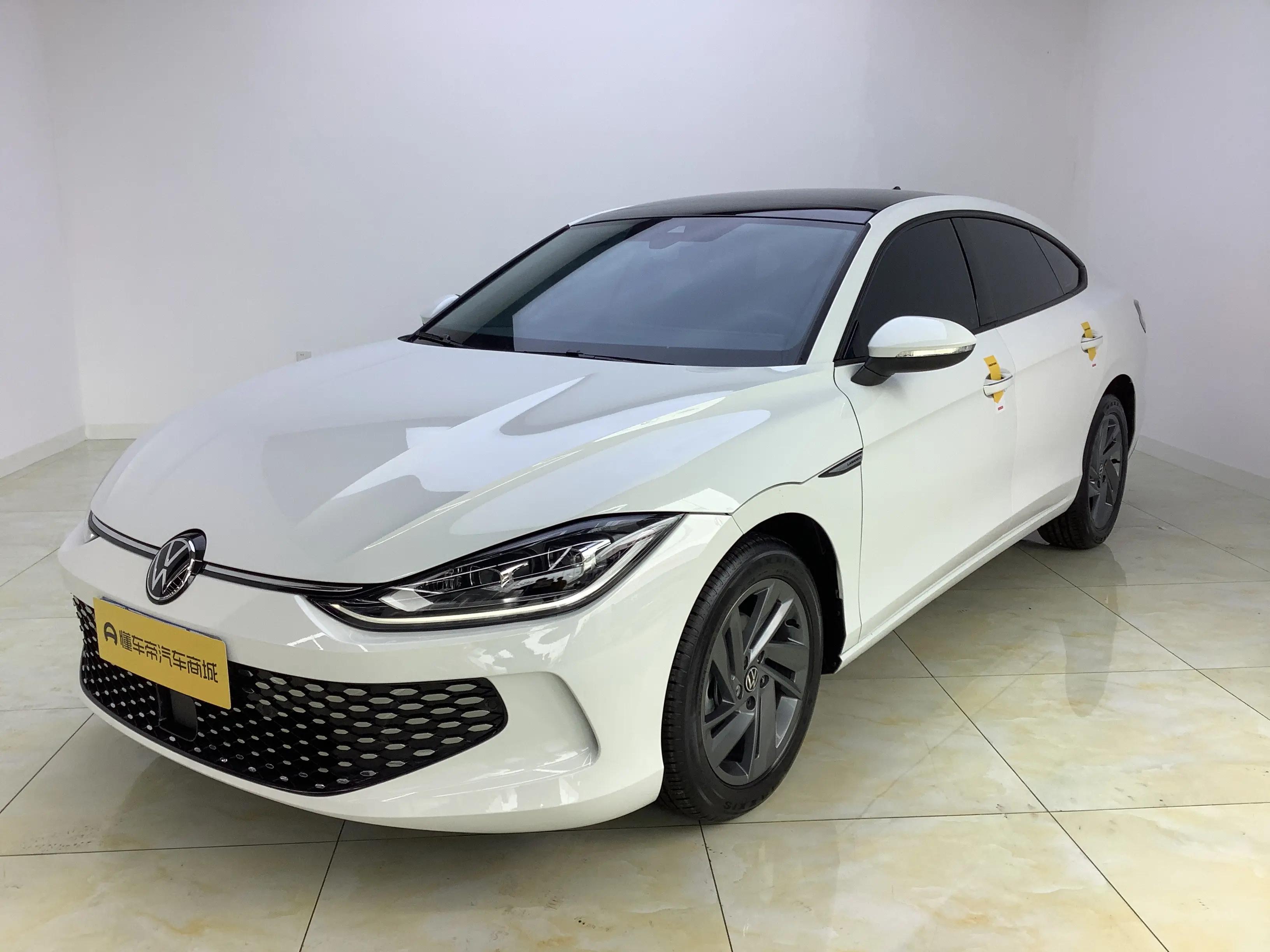 Volkswagen Lamando 2024 г. 9027 км.