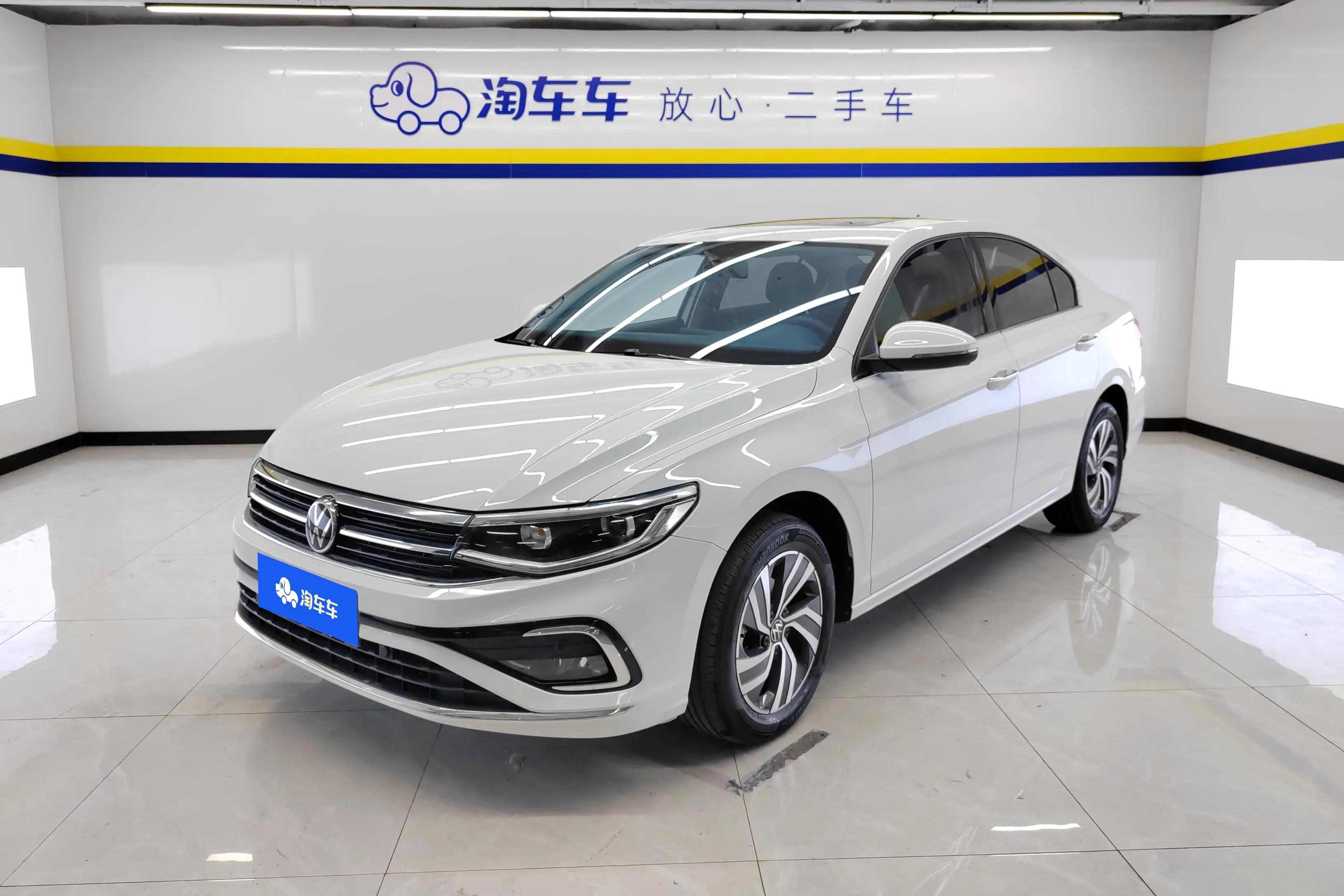 Volkswagen Bora 2023 г. 52049 км.