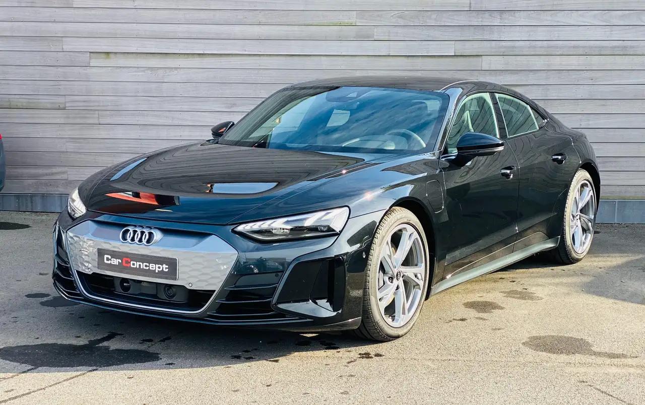 Audi e-tron GT 2021 г. 3026 км.