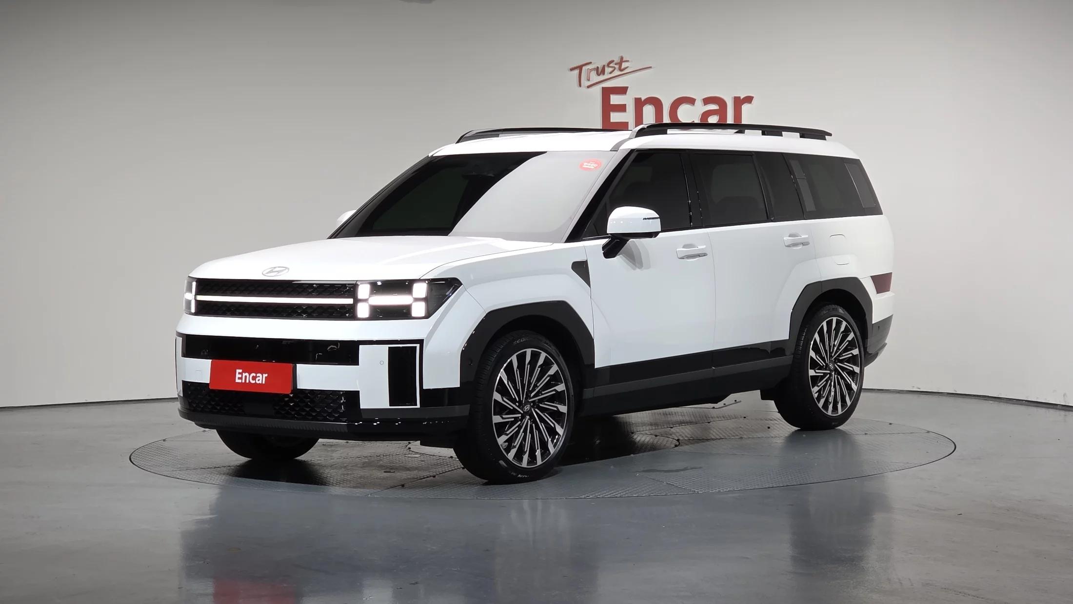 Hyundai Santa Fe Gasoline 2.5T 2WD Calligraphy, 2024 г. 22540 км.