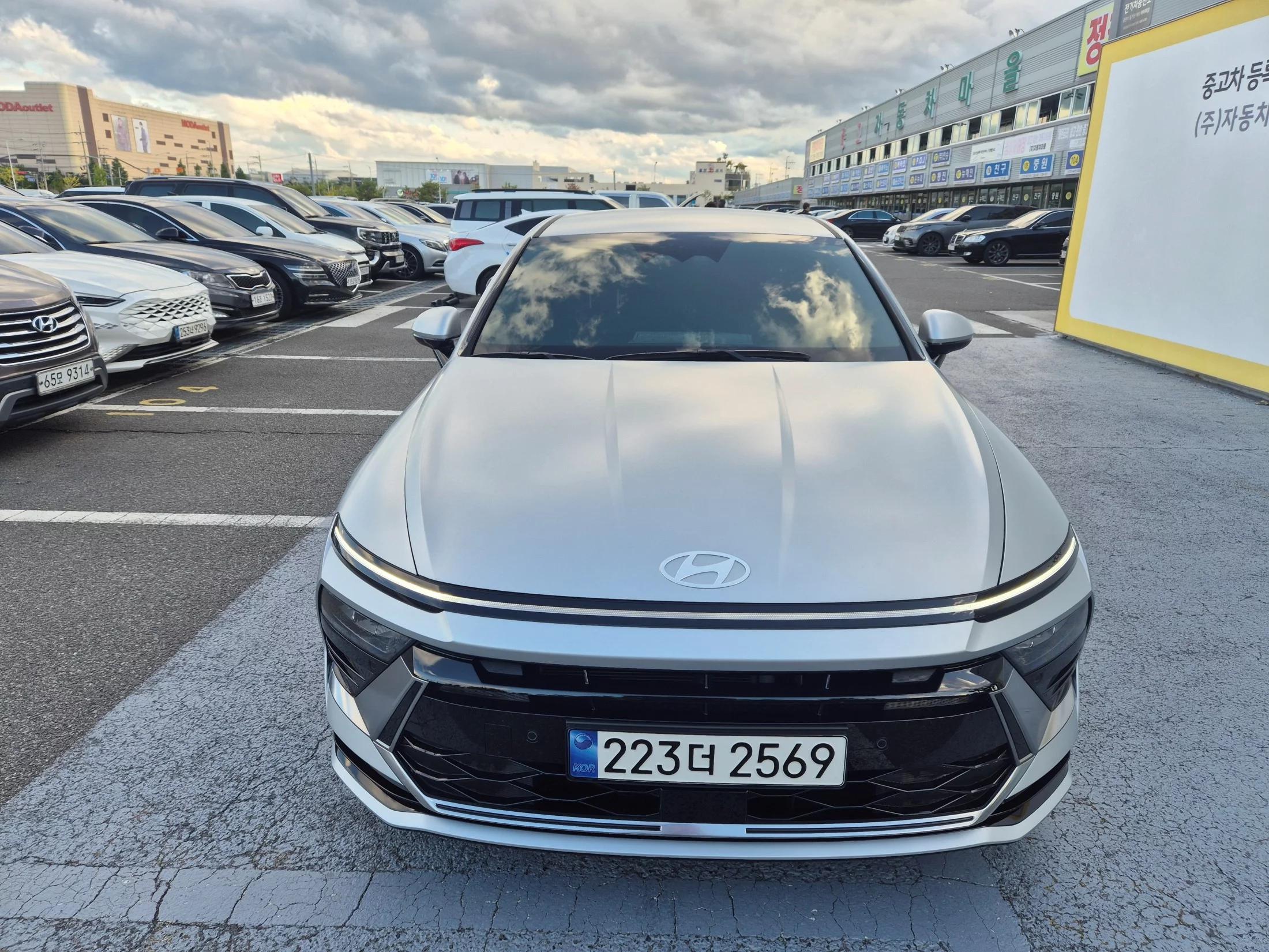 Hyundai Sonata 1.6 Turbo Premium, 2024 г. 11757 км.