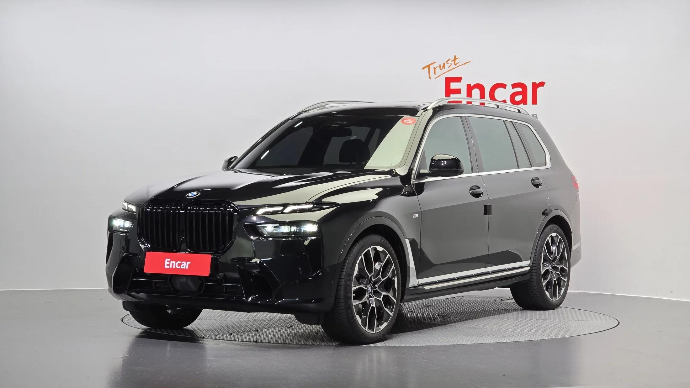 BMW X7 xDrive 40i M Sport 6STR, 2023 г. 19116 км.