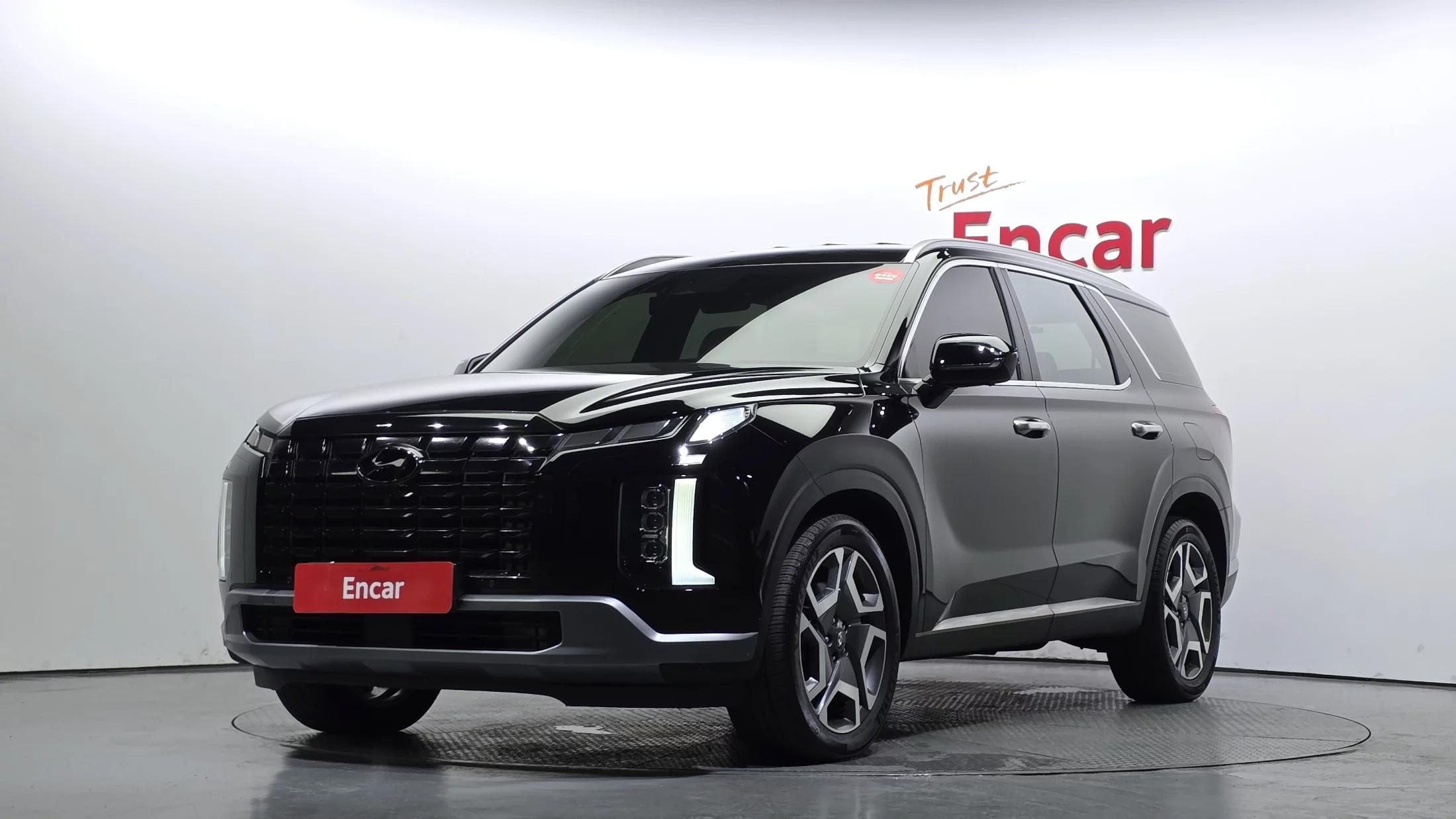 Hyundai Palisade Diesel 2.2 2WD Le Blanc, 2023 г. 48295 км.