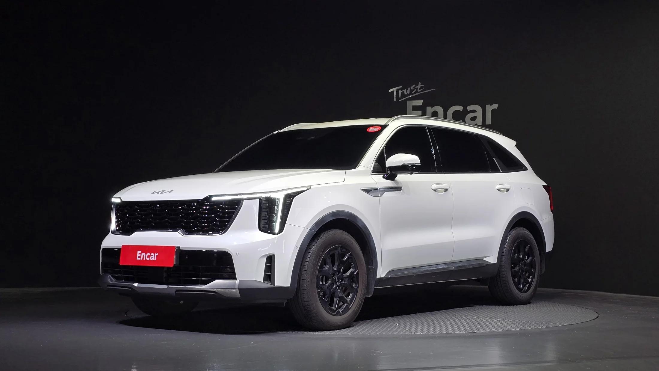 Kia Sorento HEV 1.6 2WD Signature, гибрид, 2023 г. 36083 км.