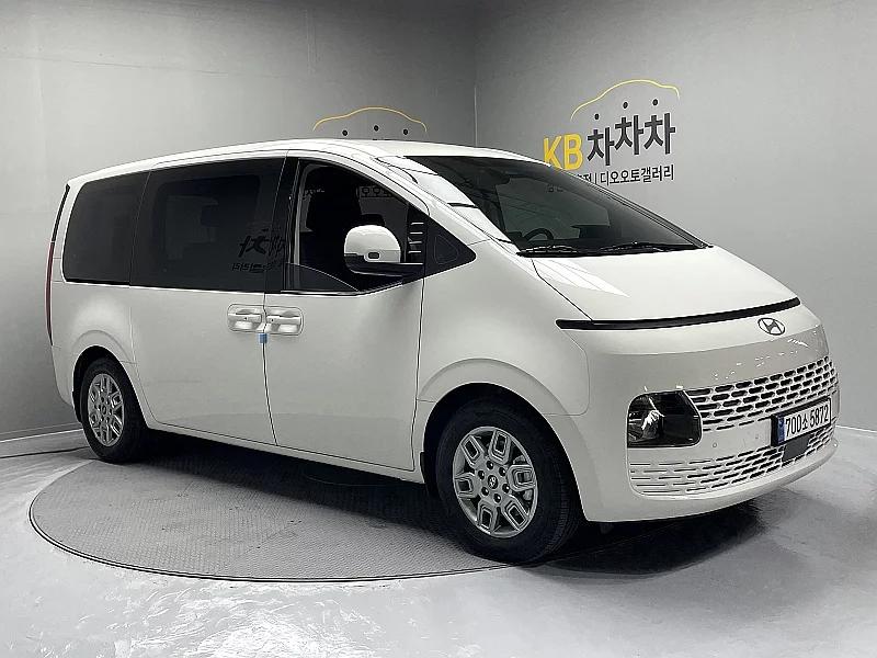 Hyundai Staria Wheel Chair Lift/Slope, 2025 г. 2880 км.