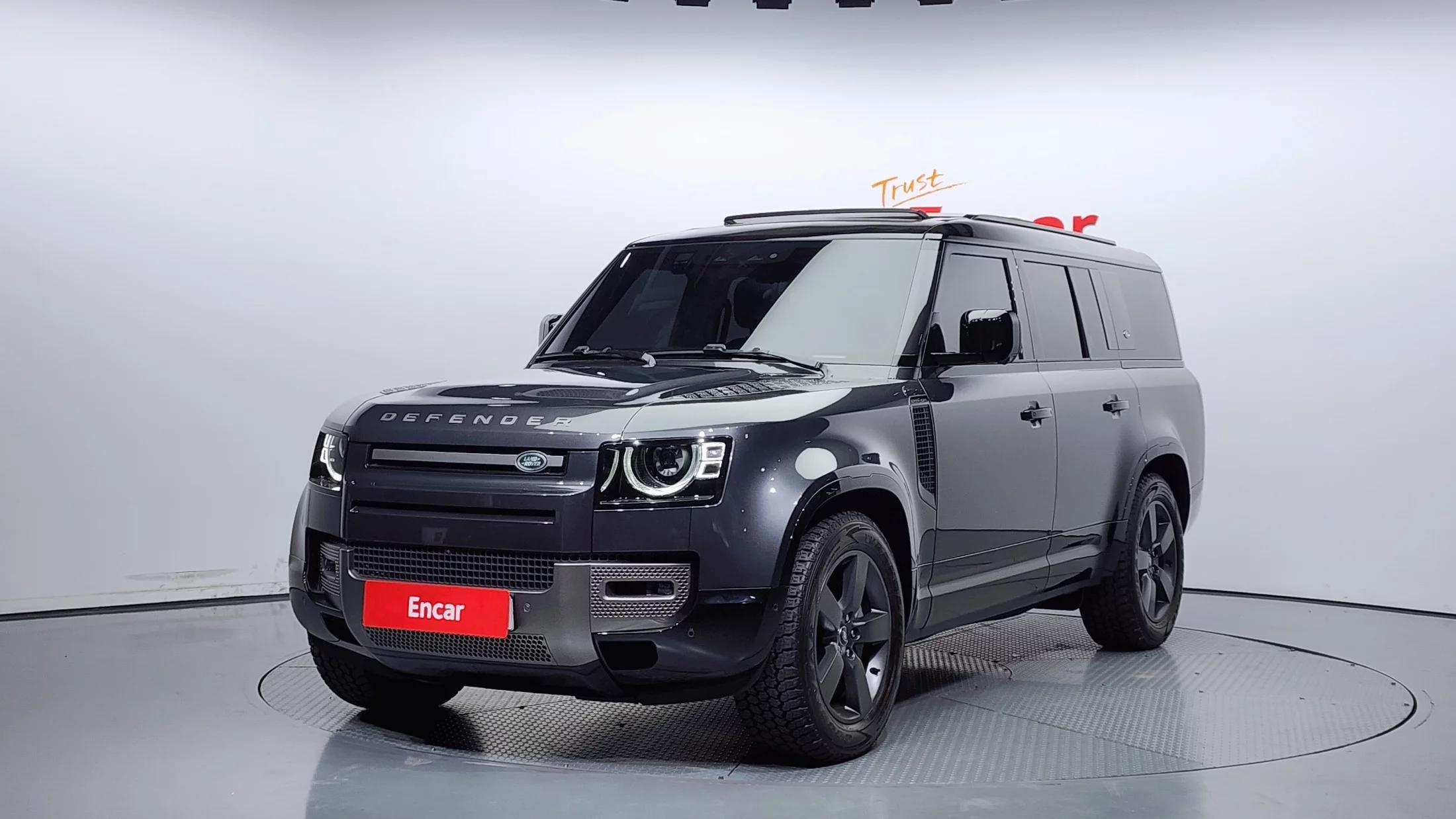 Land Rover DEFENDER 130 P400 X-Dynamic HSE, 2024 г. 747 км.