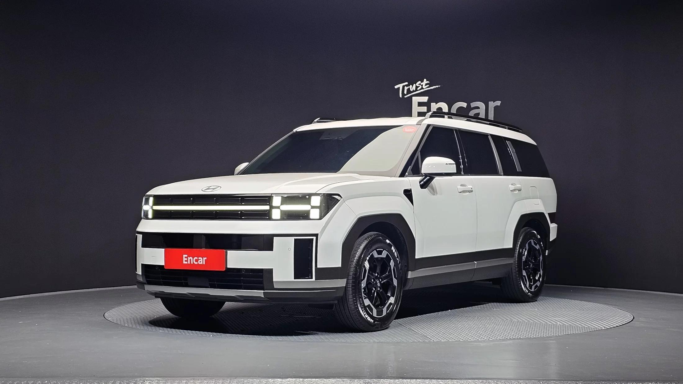 Hyundai Santa Fe Gasoline 2.5T 2WD Prestige, 2023 г. 33751 км.