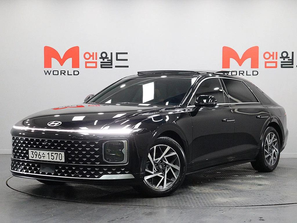 Hyundai Grandeur Exclusive, гибрид, 2024 г. 29089 км.