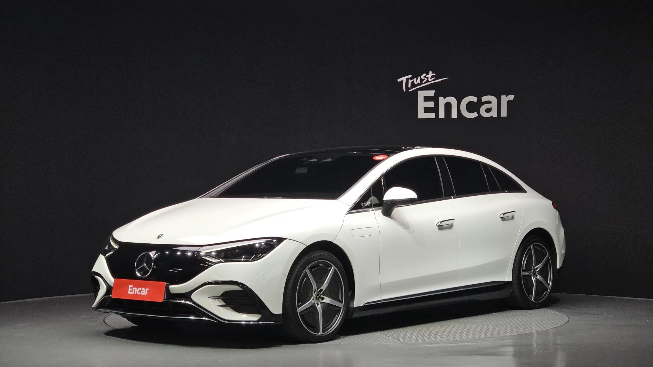 Mercedes-Benz EQE EQE350 4MATIC, электромобиль, 2023 г. 35902 км.