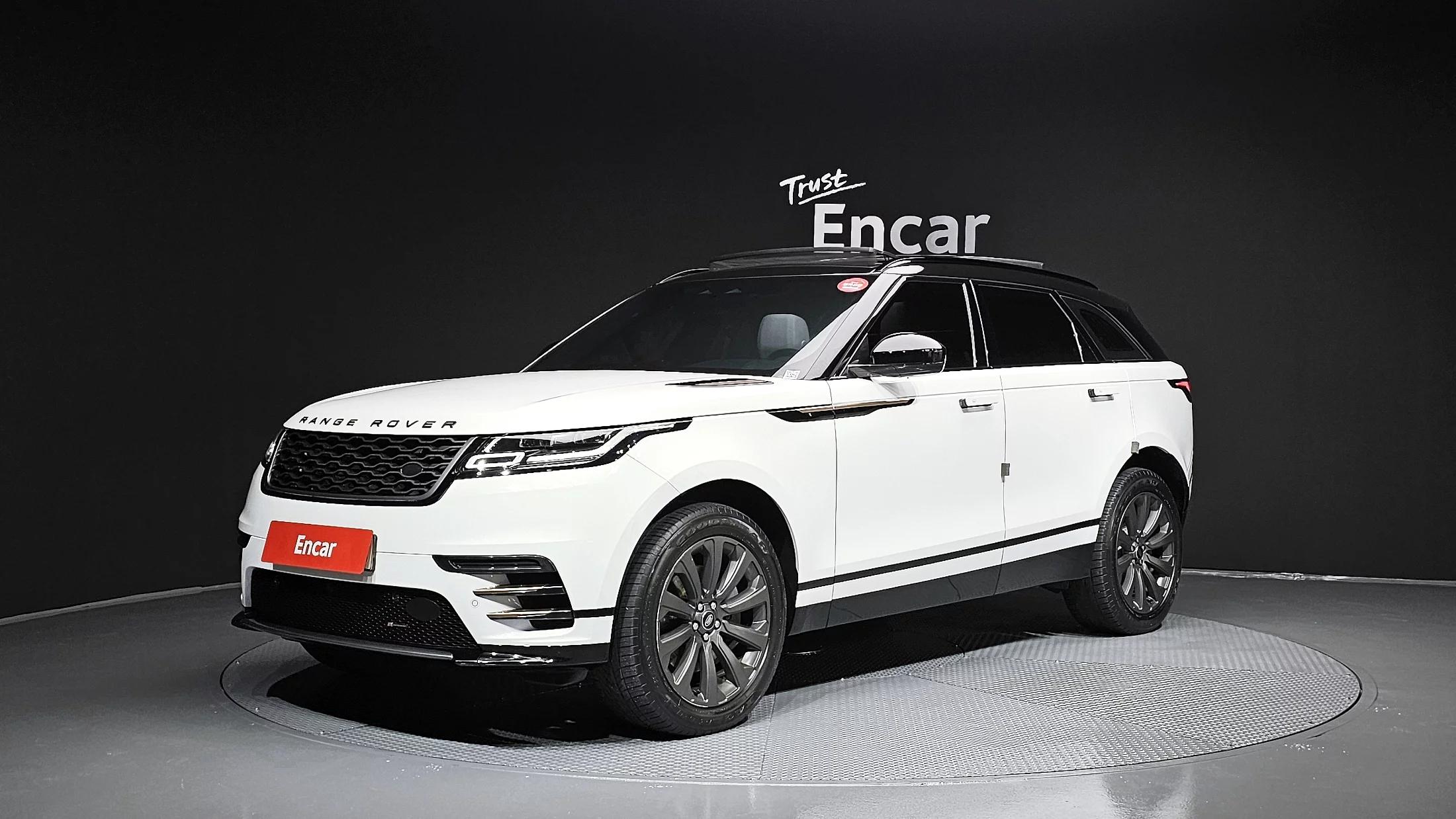Land Rover RANGE ROVER VELAR 2.0 P250 R-Dynamic SE, 2023 г. 66938 км.