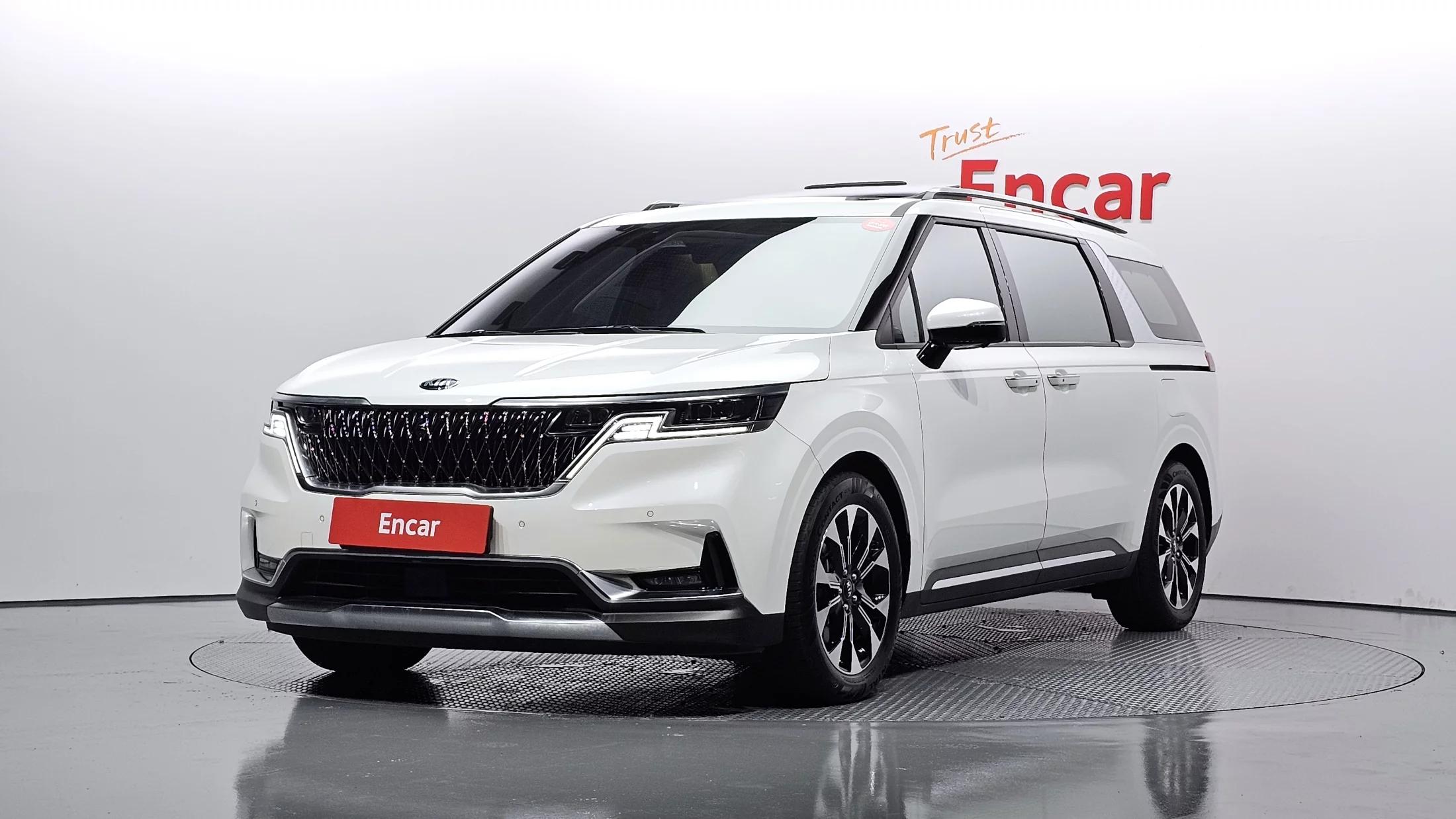 Kia Carnival Gasoline 9-Seater Signature, 2021 г. 37428 км.