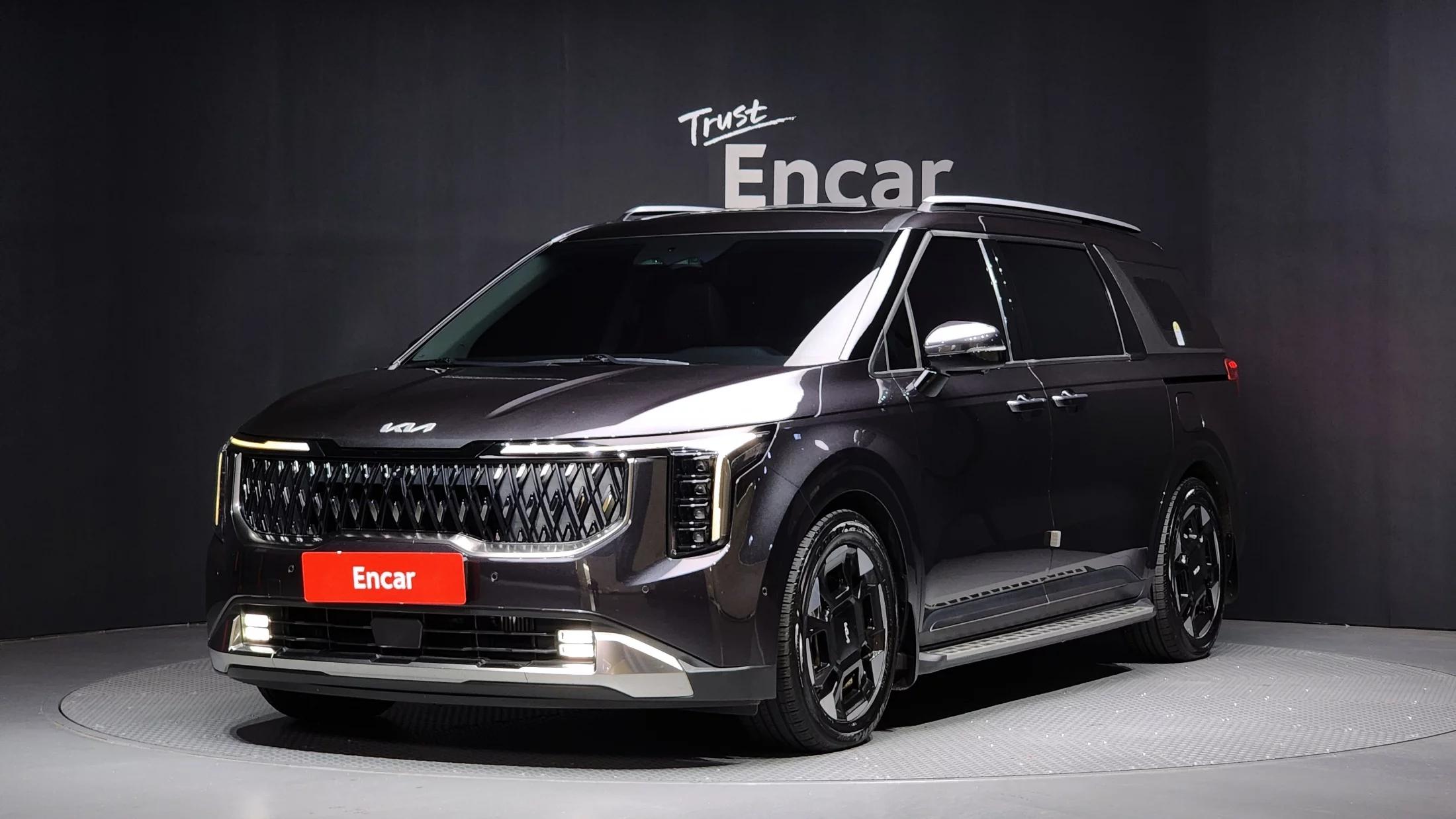Kia Carnival 7-Seater Signature, 2023 г. 48287 км.
