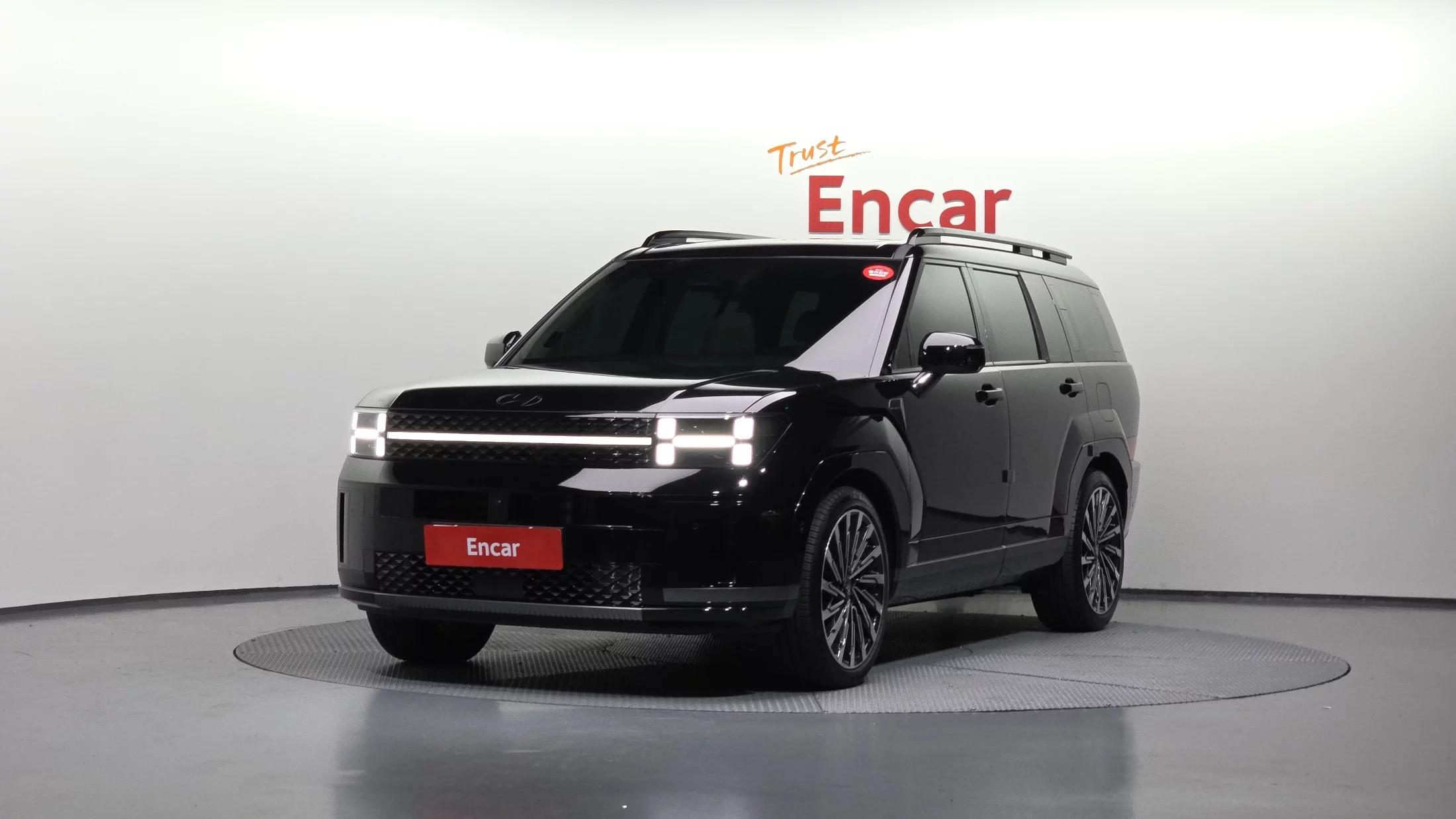Hyundai Santa Fe Gasoline 2.5T 4WD Calligraphy, 2023 г. 21113 км.