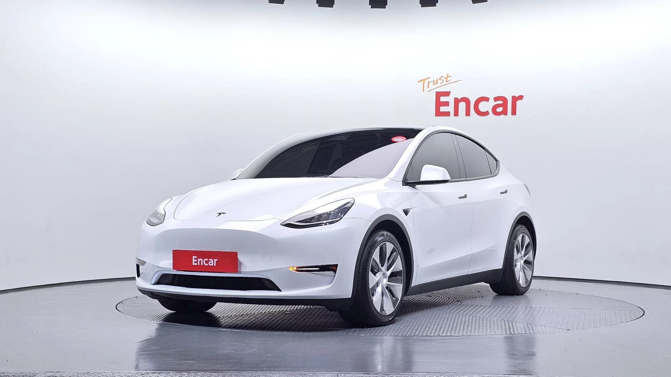 Tesla Model Y Long Range, электромобиль, 2021 г. 40853 км.