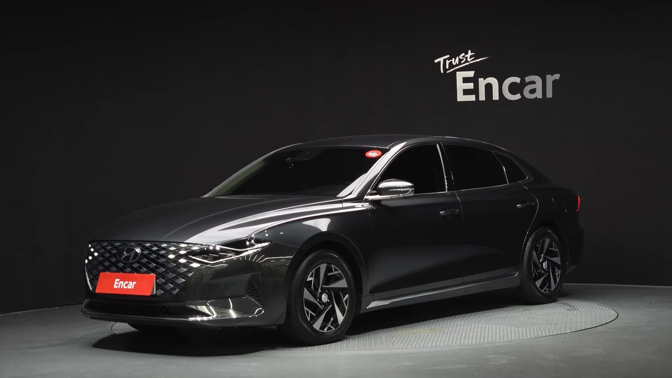 Hyundai Grandeur Exclusive, гибрид, 2021 г. 71253 км.