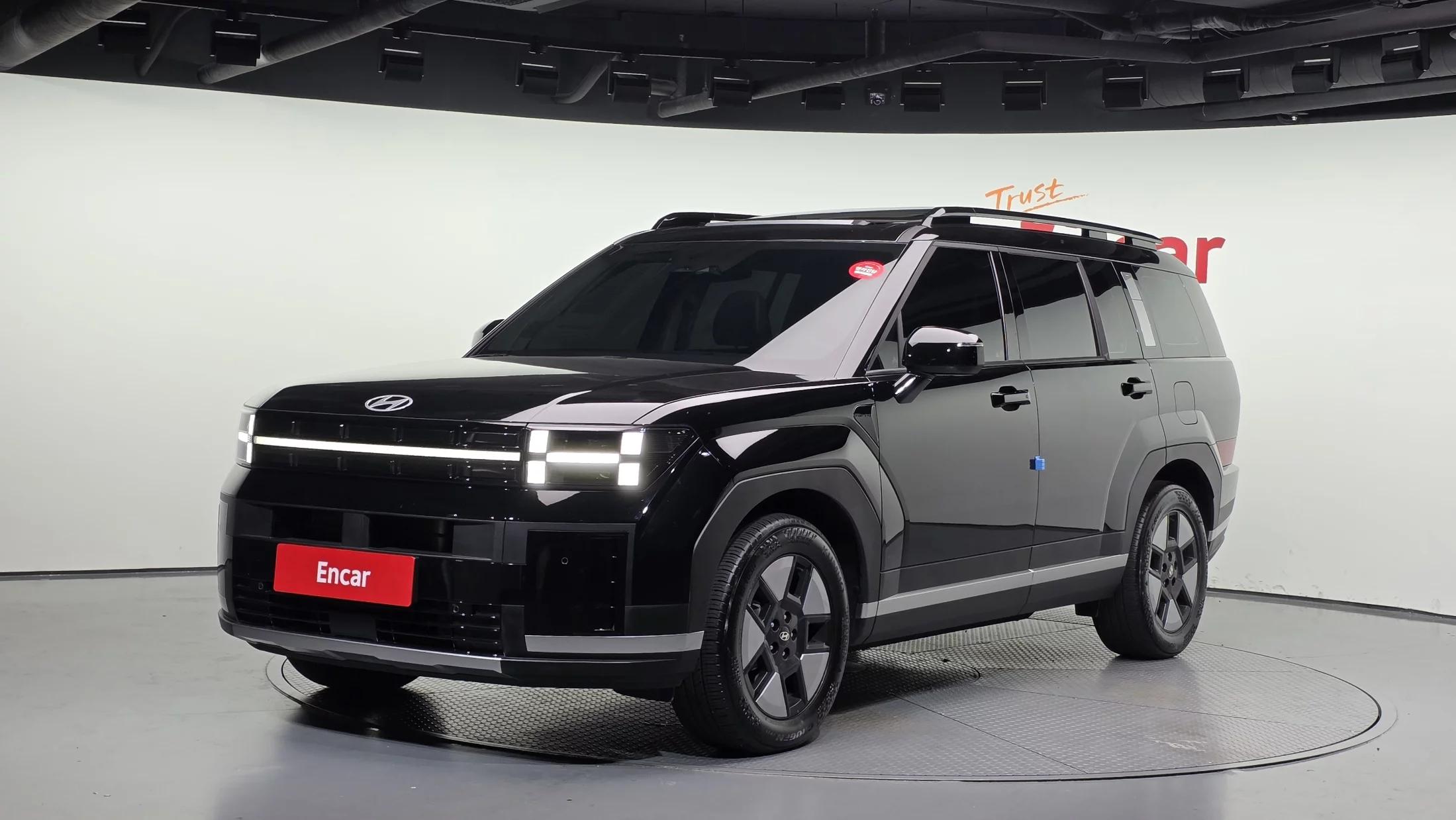 Hyundai Santa Fe HEV 1.6 2WD Prestige, гибрид, 2024 г. 23874 км.
