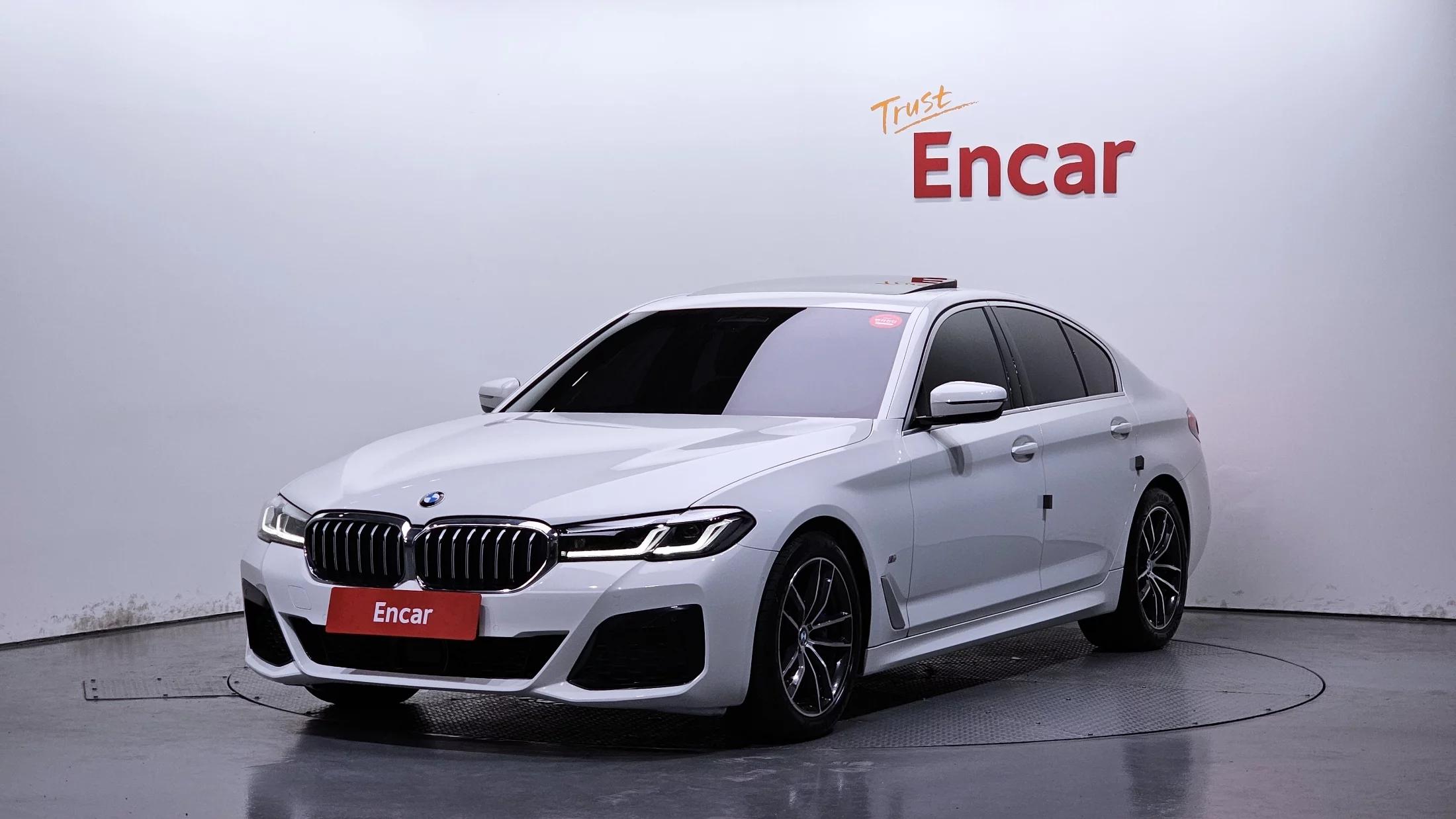 BMW 5-Series 520i M Sport, 2022 г. 33076 км.