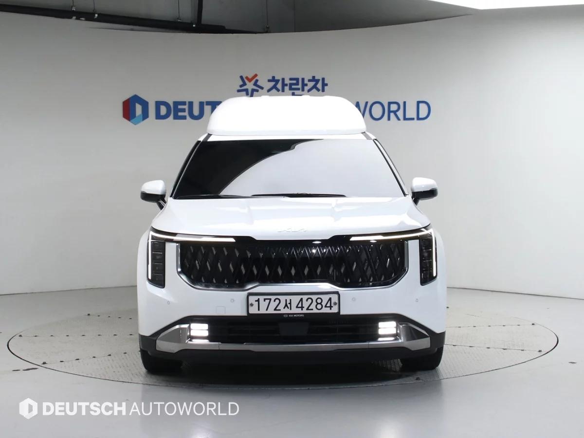 Kia Carnival HEV 9-Seater Hi-Limousine (Special vehicle), гибрид, 2024 г. 16611 км.