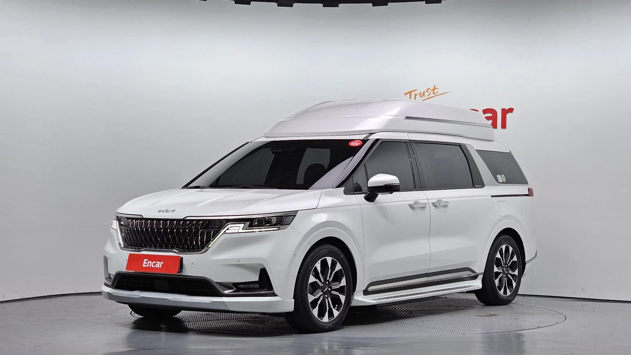 Kia Carnival Gasoline 7-Seater Hi-Limousine Signature, 2022 г. 89434 км.