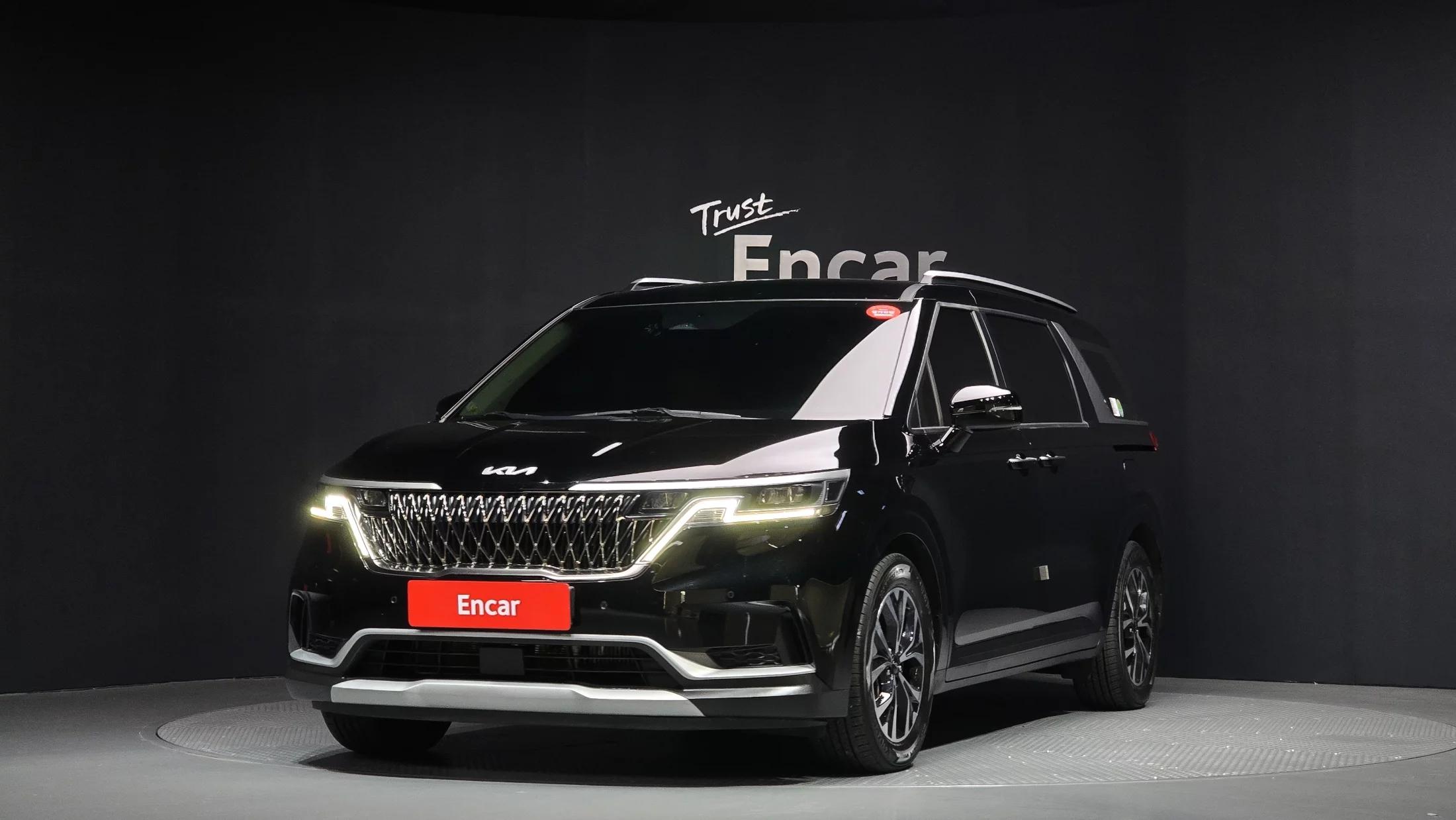 Kia Carnival 9-Seater Prestige, 2022 г. 106688 км.