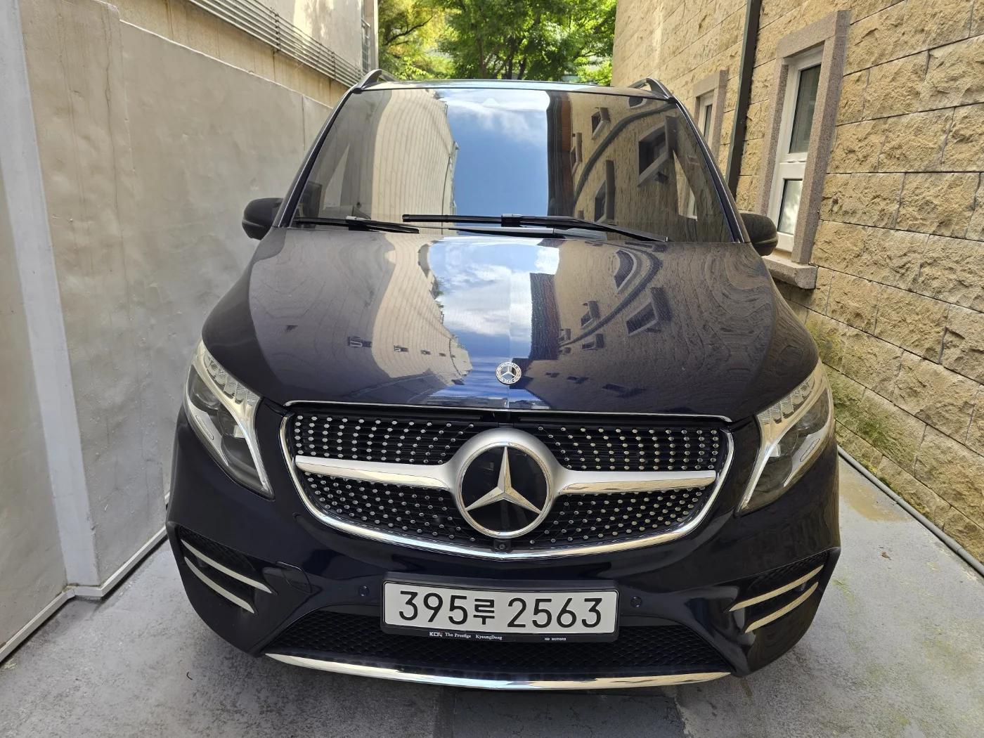 Mercedes-Benz V-Class V300 CDI W447, 2022 г. 42267 км.