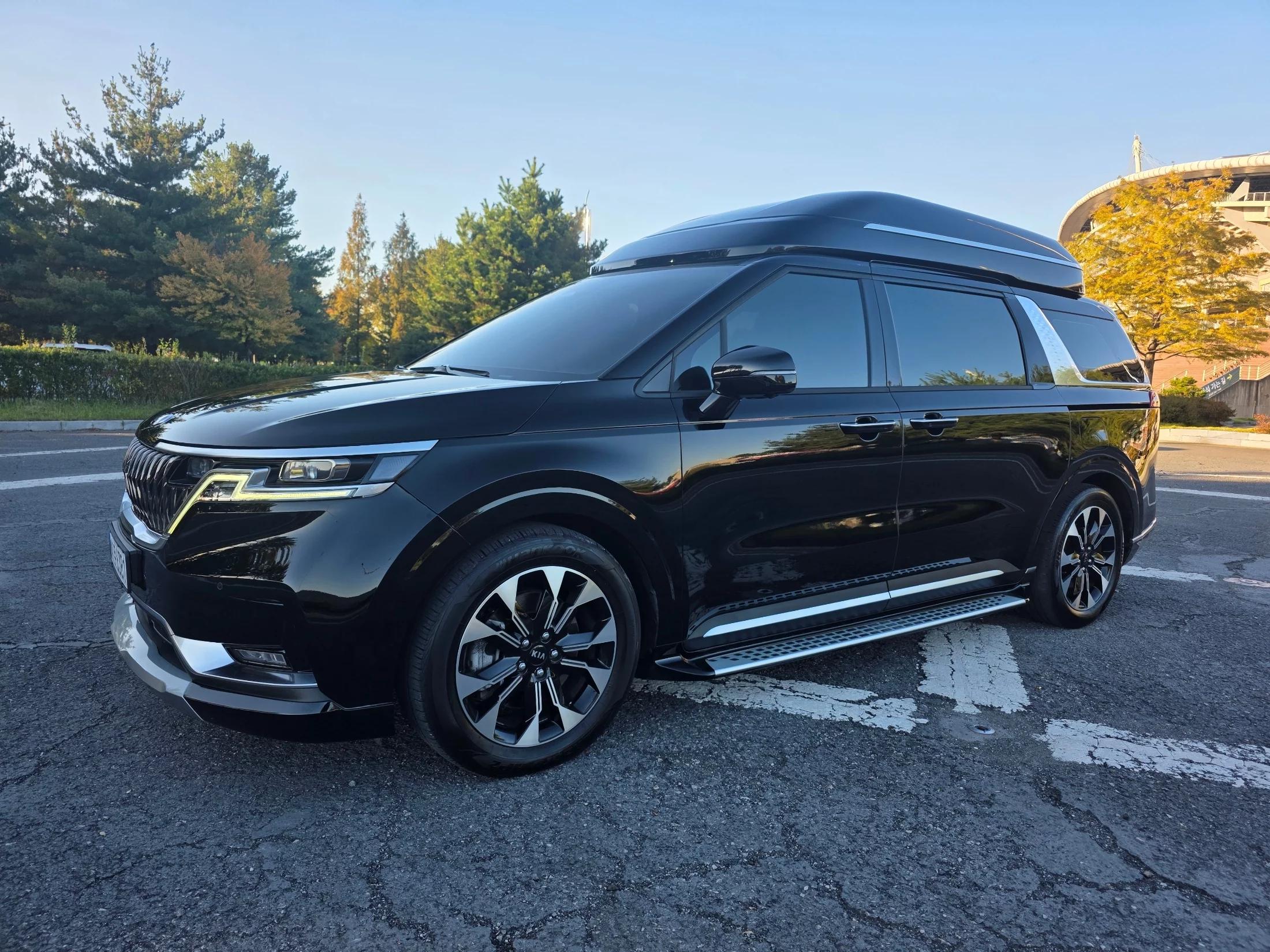Kia Carnival Gasoline 7-Seater Hi-Limousine Signature, 2021 г. 100061 км.