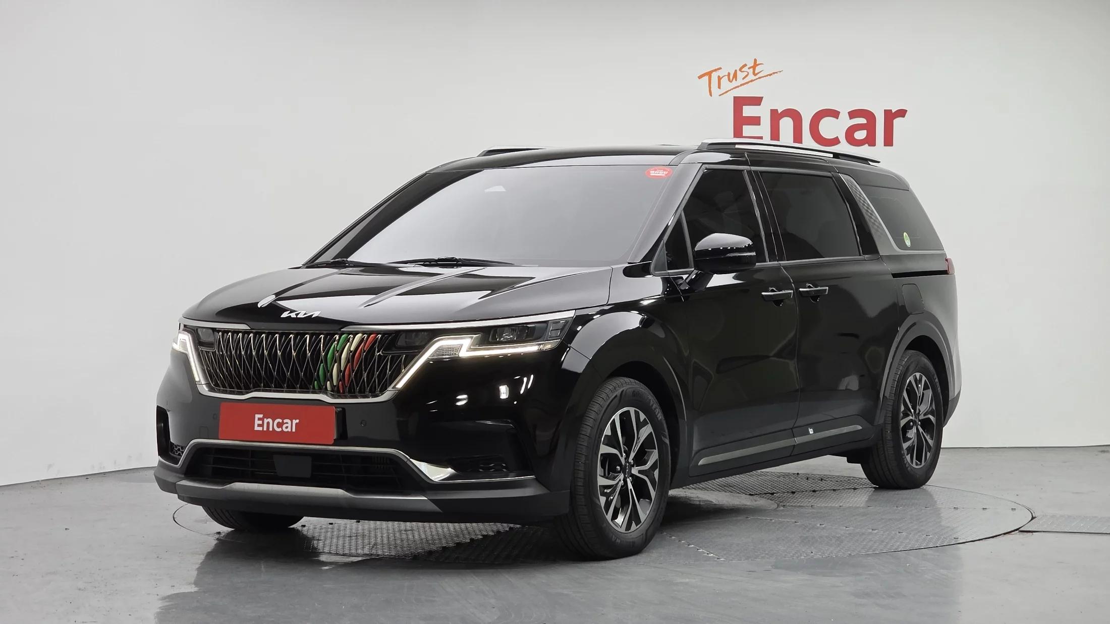 Kia Carnival 9-Seater Noblesse, 2023 г. 44720 км.
