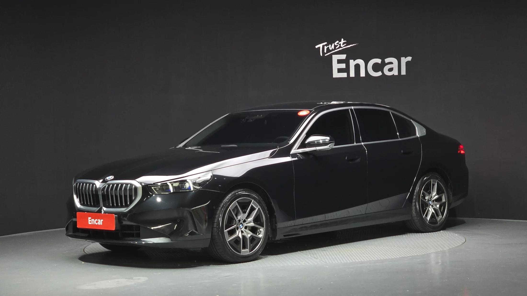 BMW 5-Series 523d, 2023 г. 43476 км.