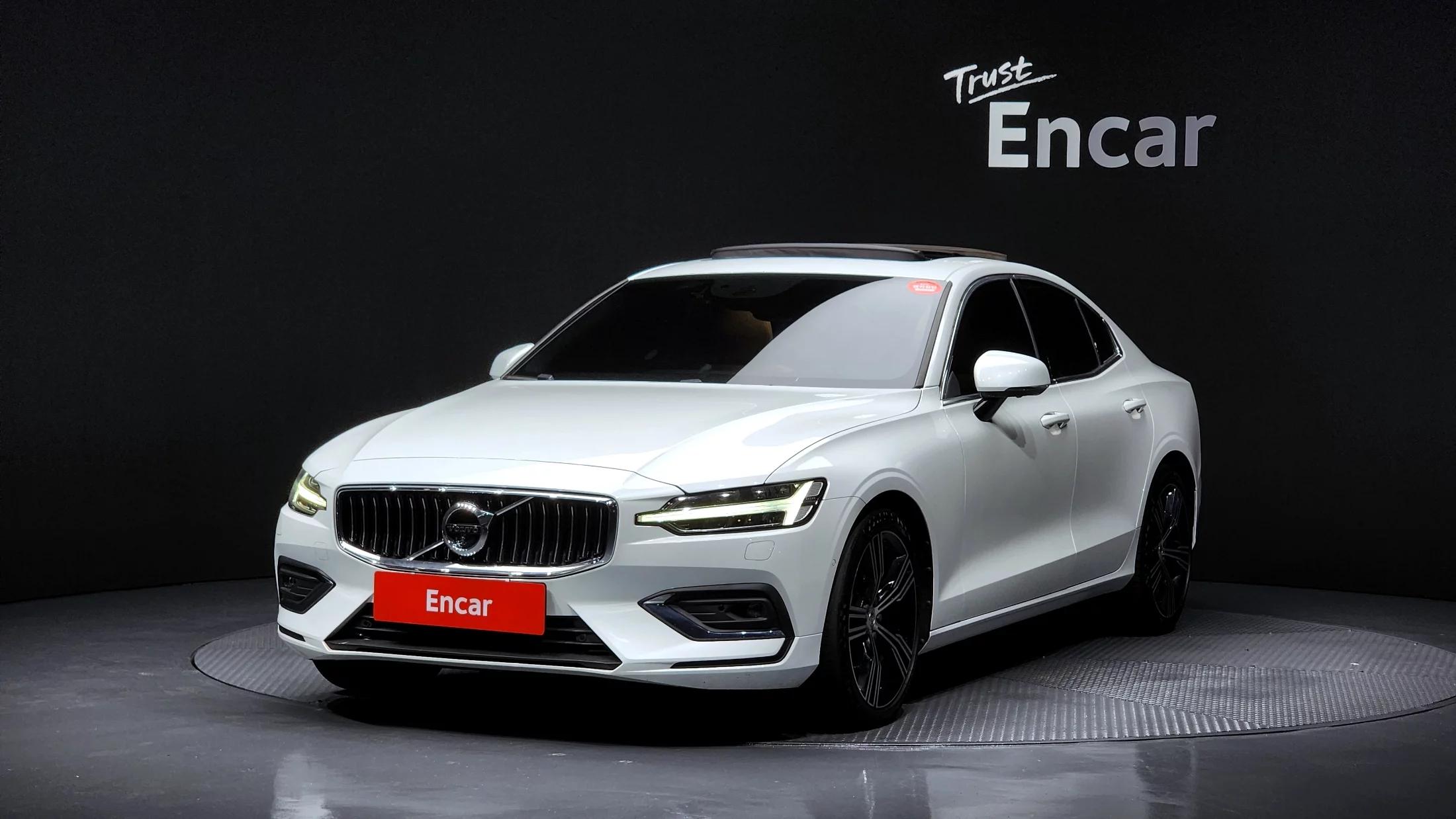 Volvo S60 B5 Inscription, 2021 г. 30078 км.