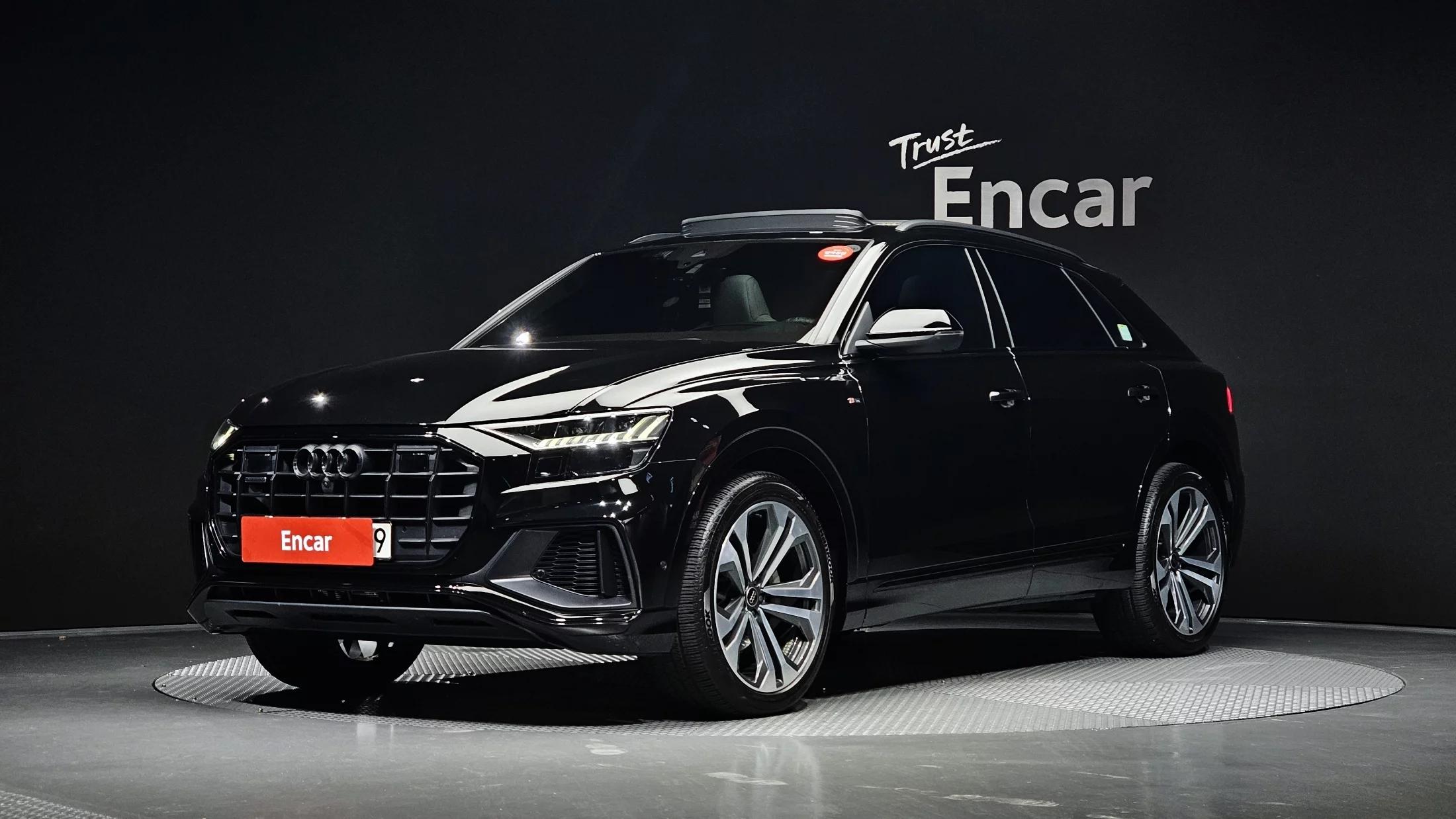 Audi Q8 55 TFSI Quattro Premium, 2023 г. 40091 км.