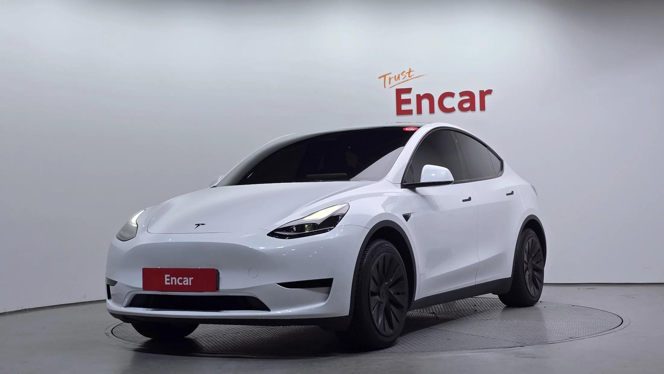 Tesla Model Y RWD, электромобиль, 2023 г. 51490 км.