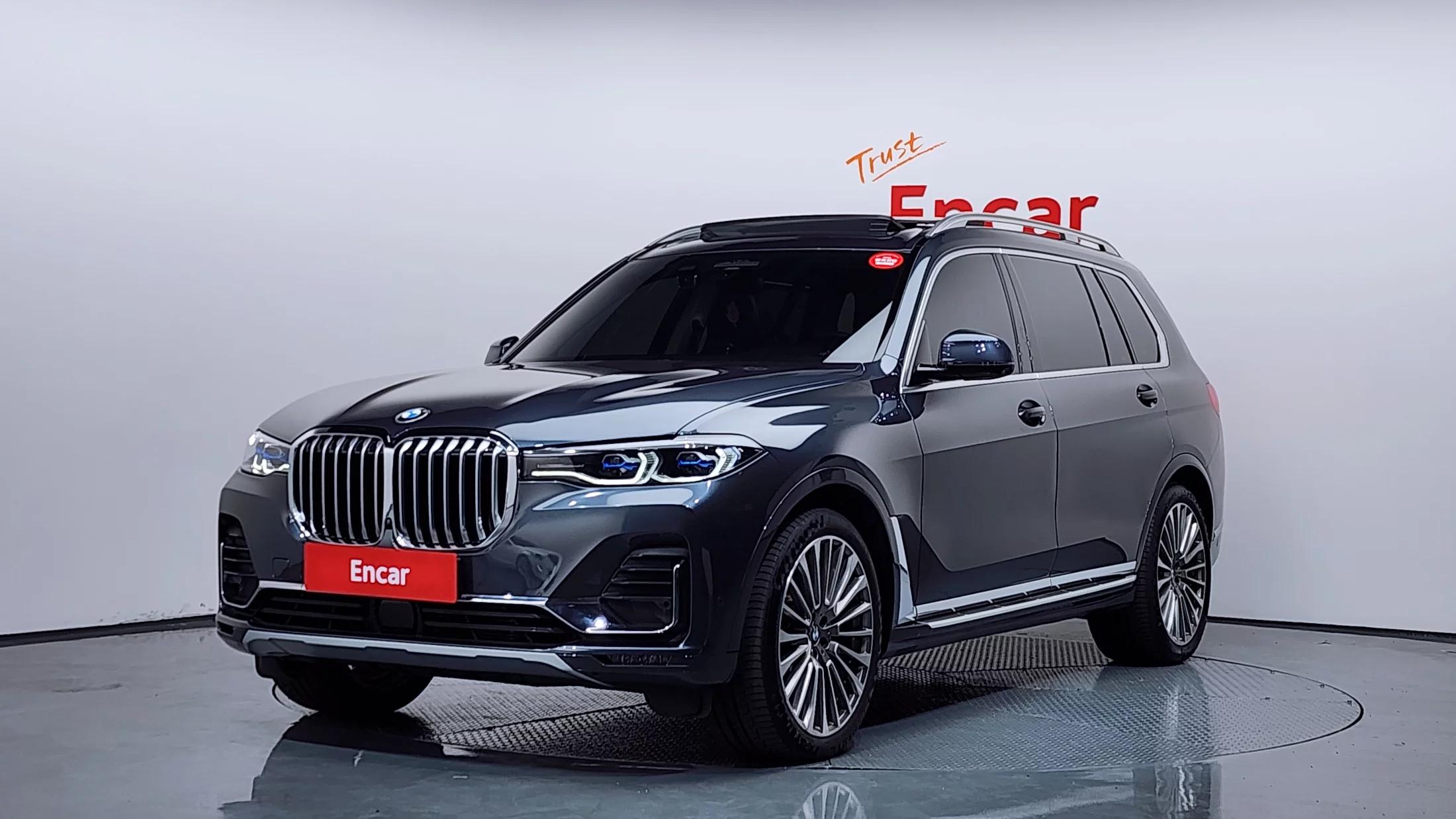 BMW X7 xDrive 40i Design Pure Excellence 7-Seater, 2022 г. 56273 км.
