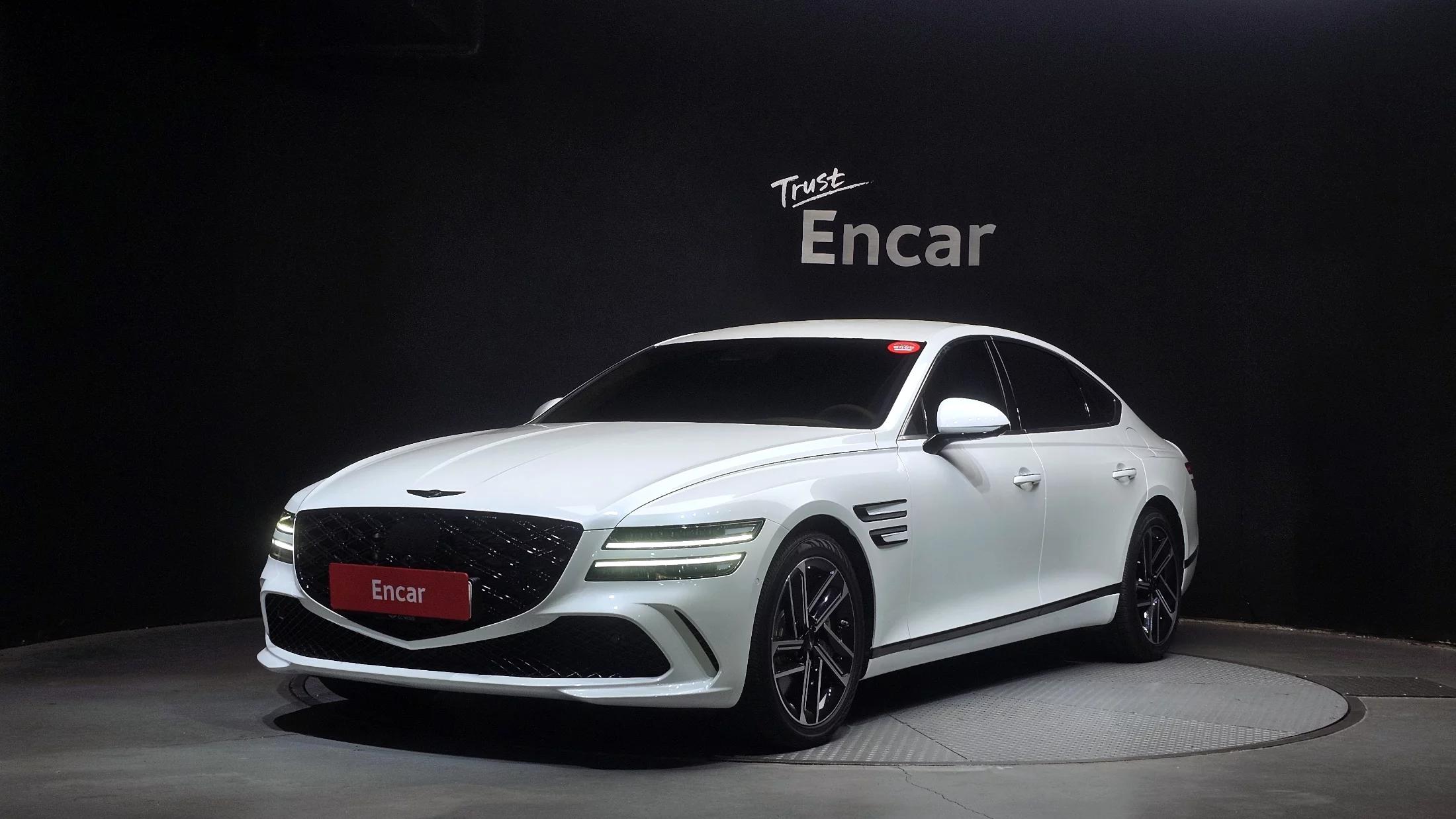 Genesis G80 Gasoline 2.5 Turbo 2WD, 2024 г. 9392 км.