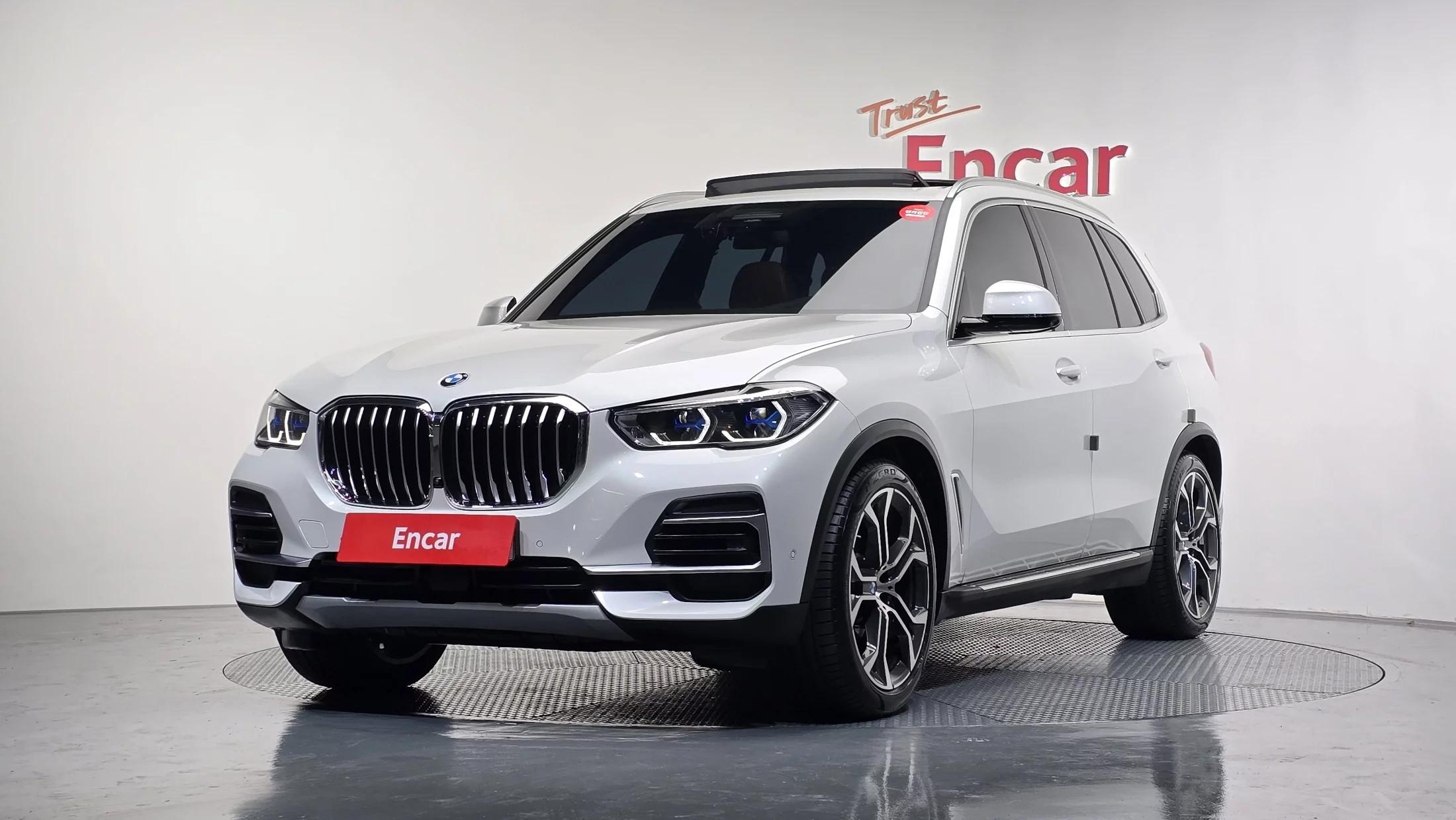 BMW X5 xDrive 40i xLine, 2023 г. 26904 км.