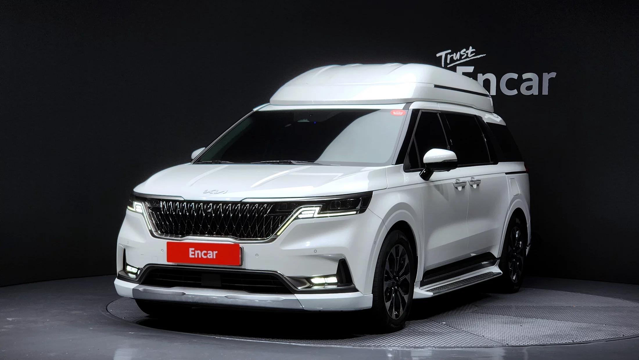 Kia Carnival Gasoline 9-Seater Hi-Limousine Signature, 2022 г. 38228 км.
