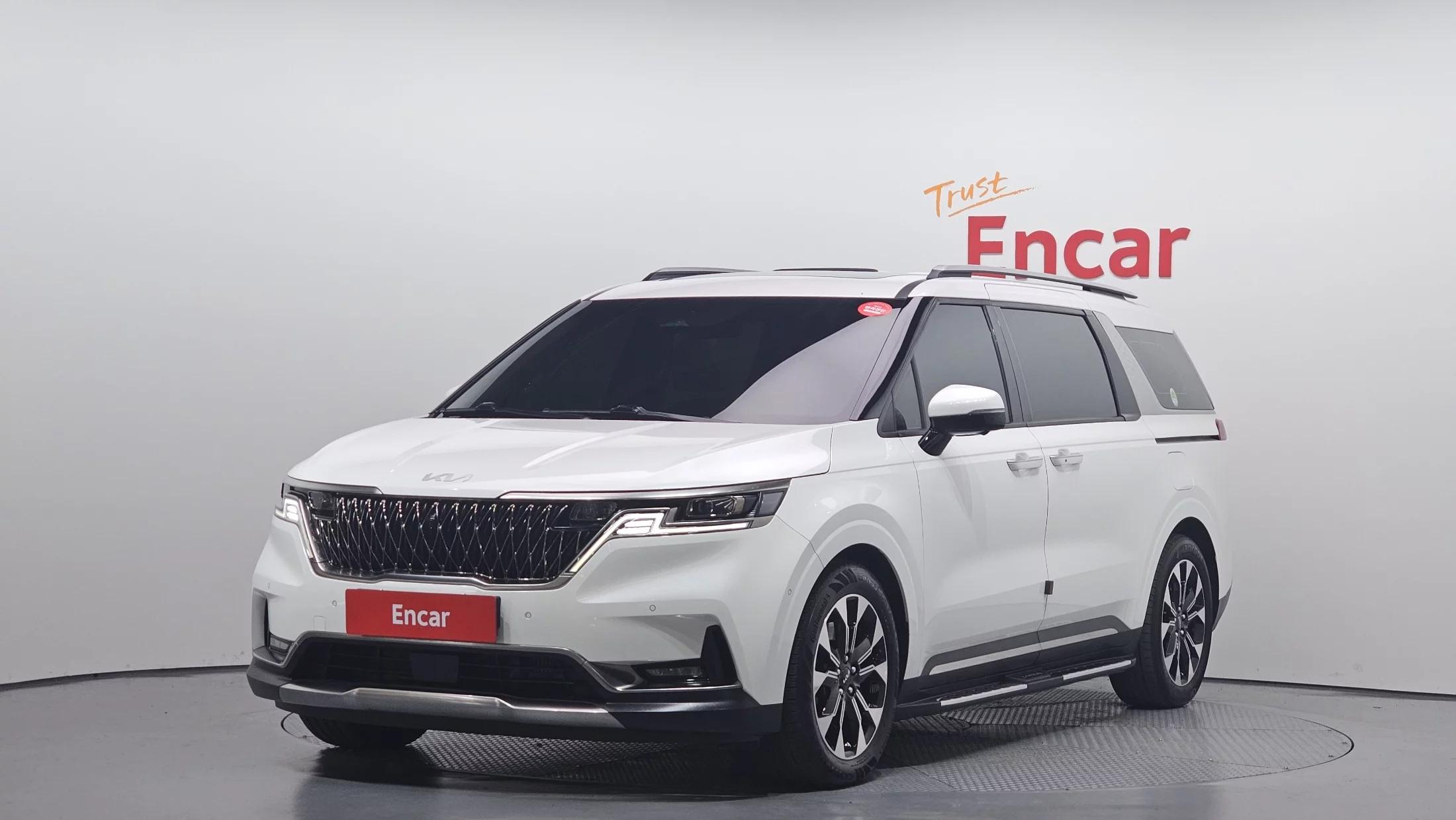 Kia Carnival 9-Seater Signature, 2022 г. 73353 км.
