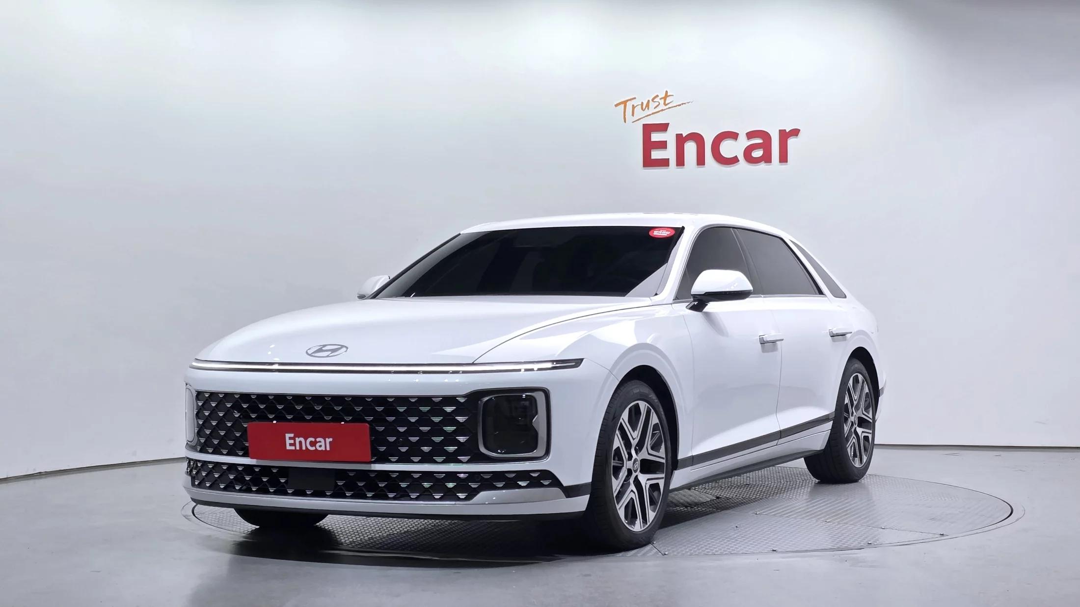 Hyundai Grandeur Premium, гибрид, 2025 г. 19029 км.