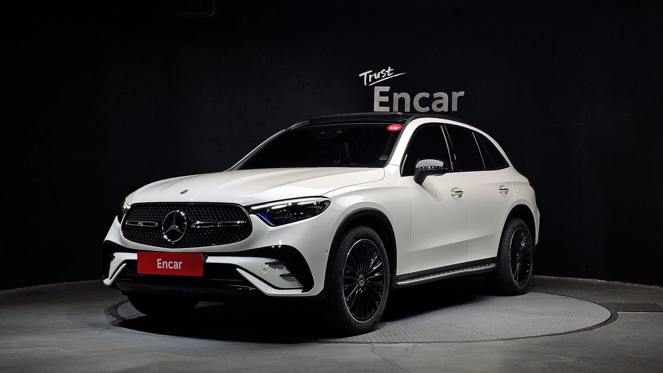Mercedes-Benz GLC-Class GLC300 4MATIC Online Special, 2023 г. 19748 км.