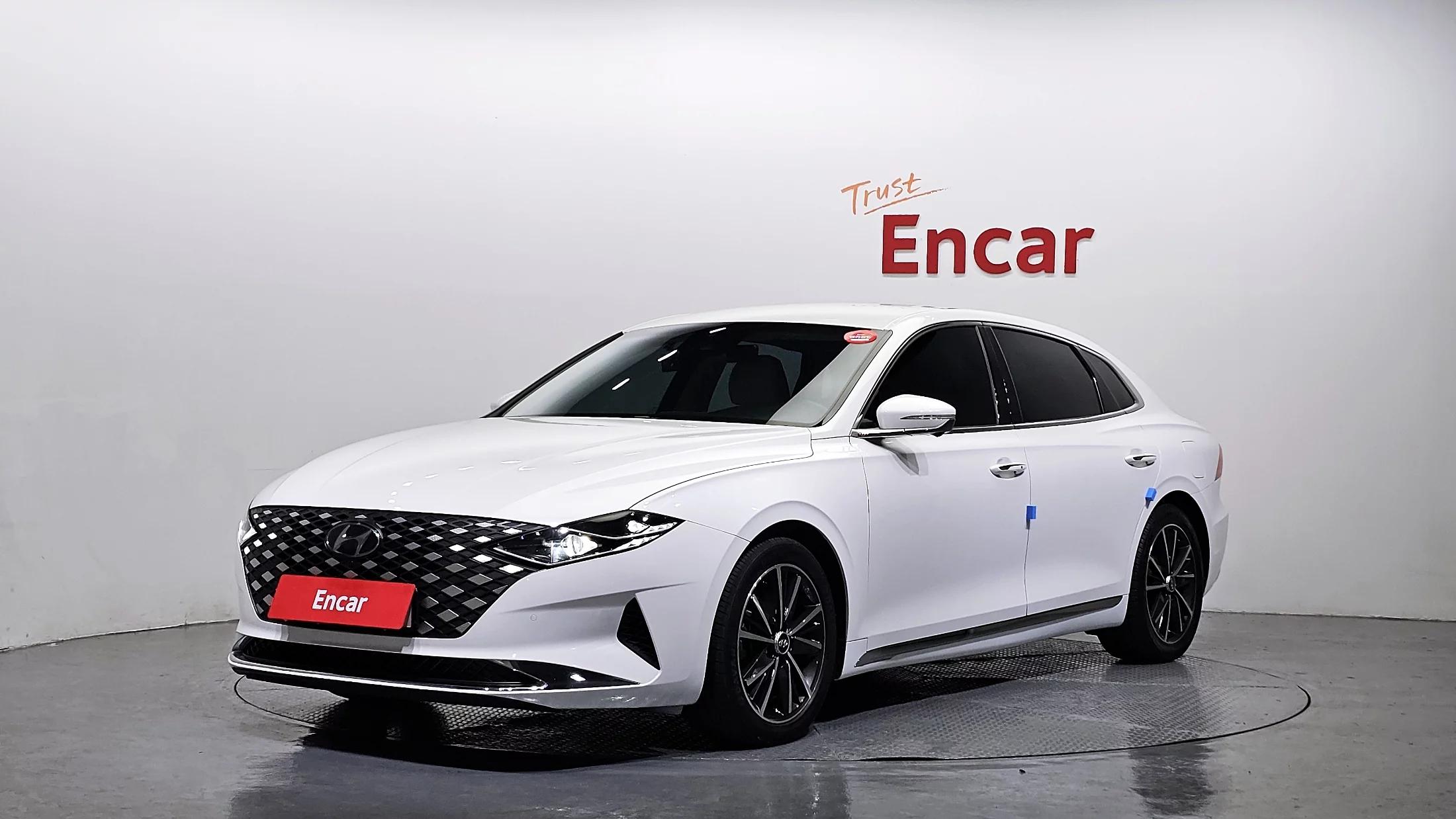 Hyundai Grandeur 2.5 Le Blanc, 2022 г. 79313 км.