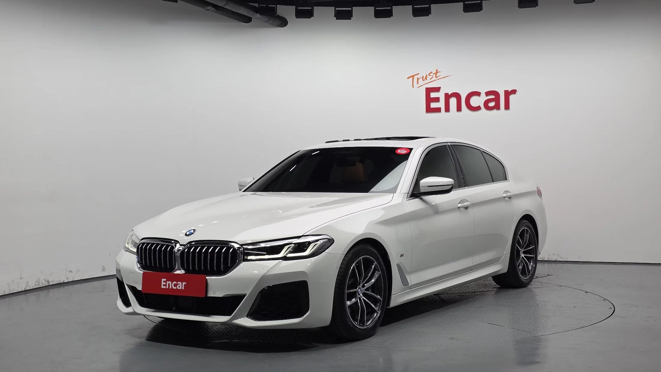 BMW 5-Series 520i M Sport, 2022 г. 54228 км.