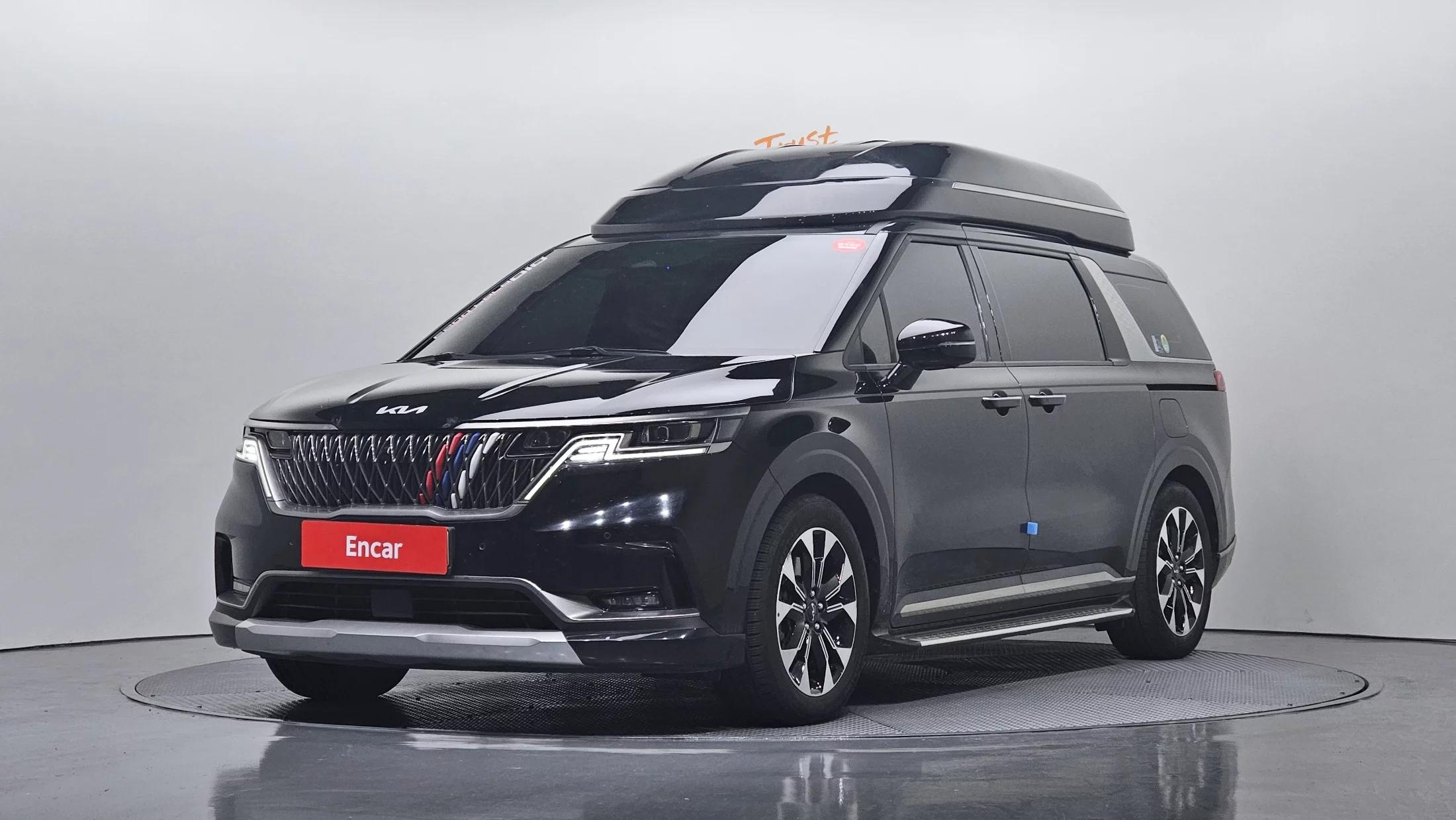Kia Carnival 7-Seater Hi-Limousine Signature, 2021 г. 51683 км.