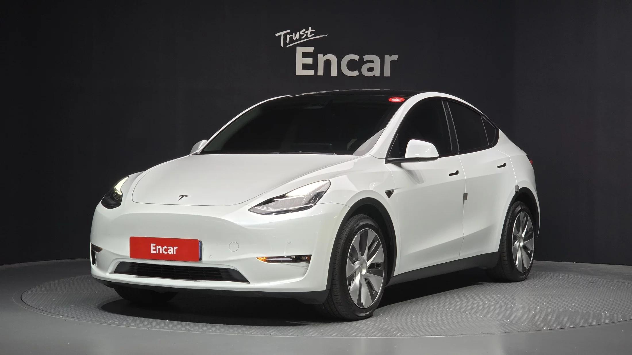 Tesla Model Y Long Range, электромобиль, 2022 г. 48693 км.