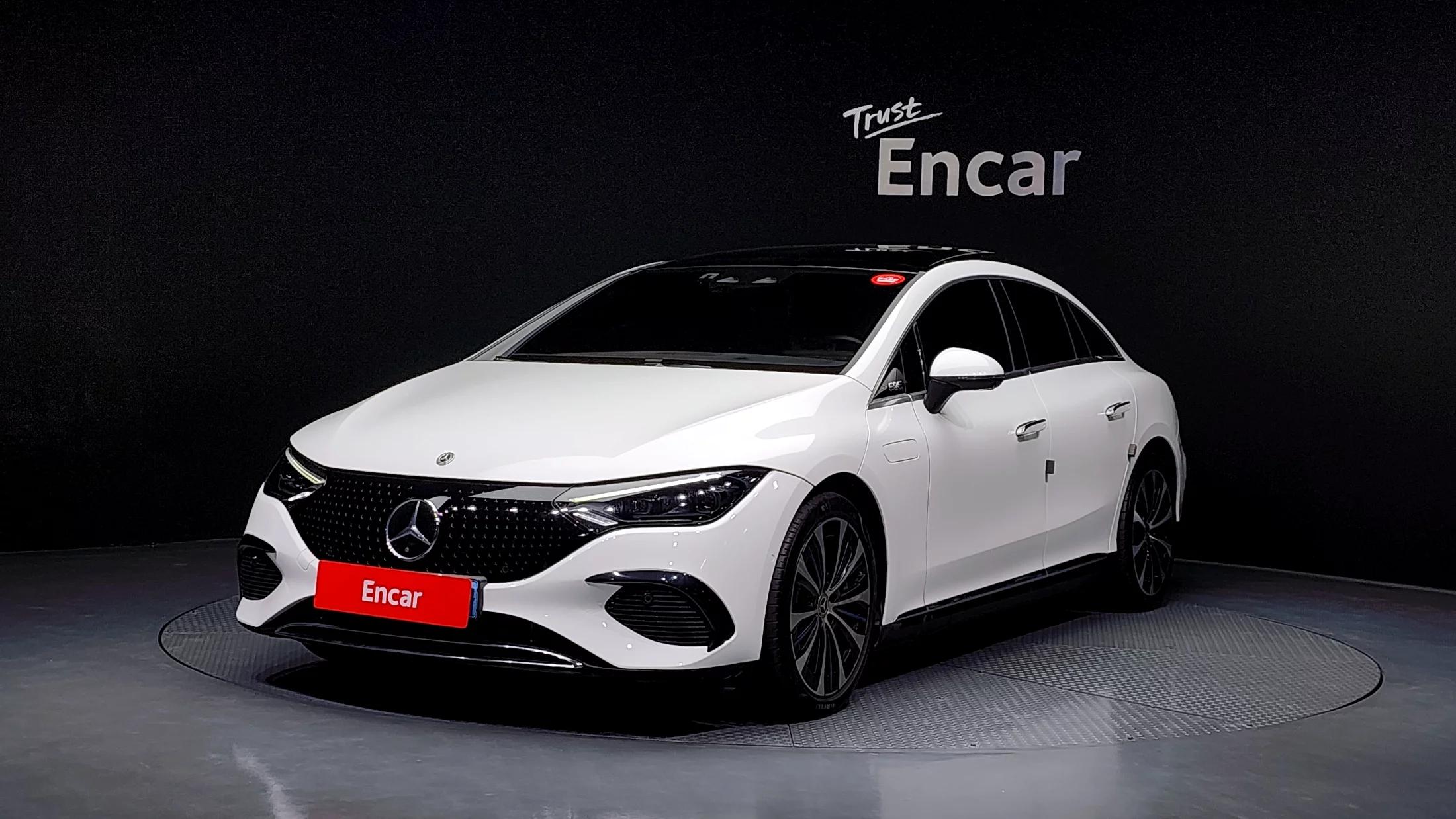 Mercedes-Benz EQE EQE350+, электромобиль, 2022 г. 48177 км.