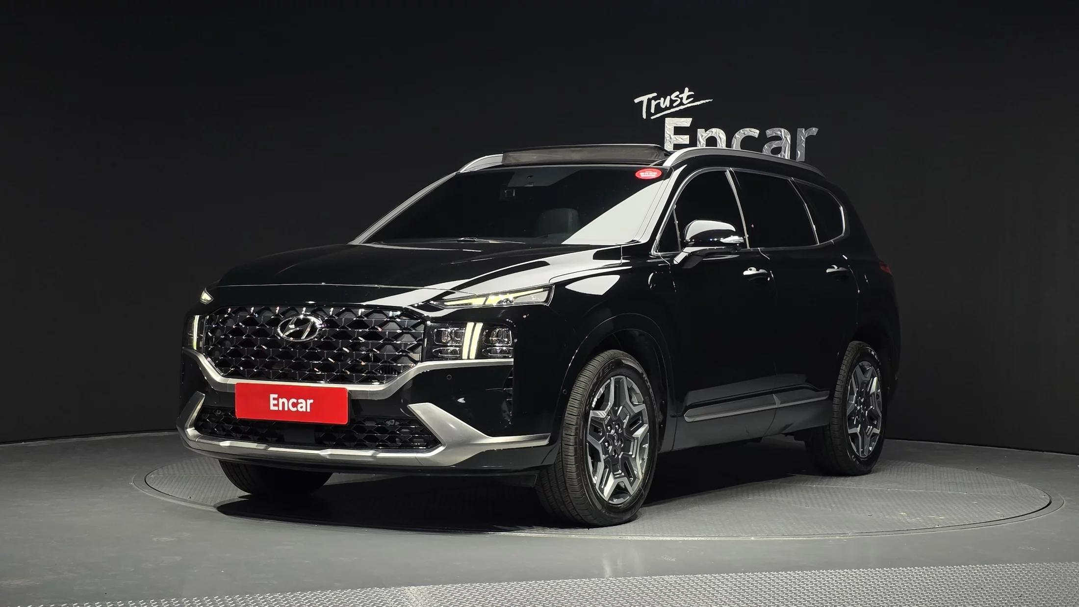Hyundai Santa Fe HEV 1.6 2WD Calligraphy, гибрид, 2022 г. 72656 км.