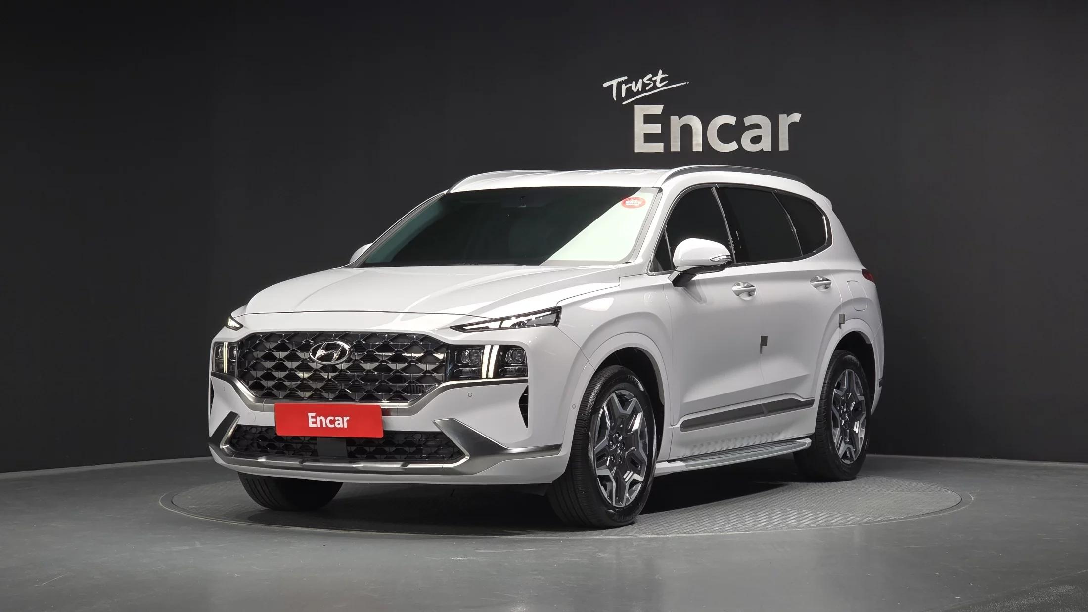 Hyundai Santa Fe HEV 1.6 2WD Calligraphy, гибрид, 2022 г. 32954 км.